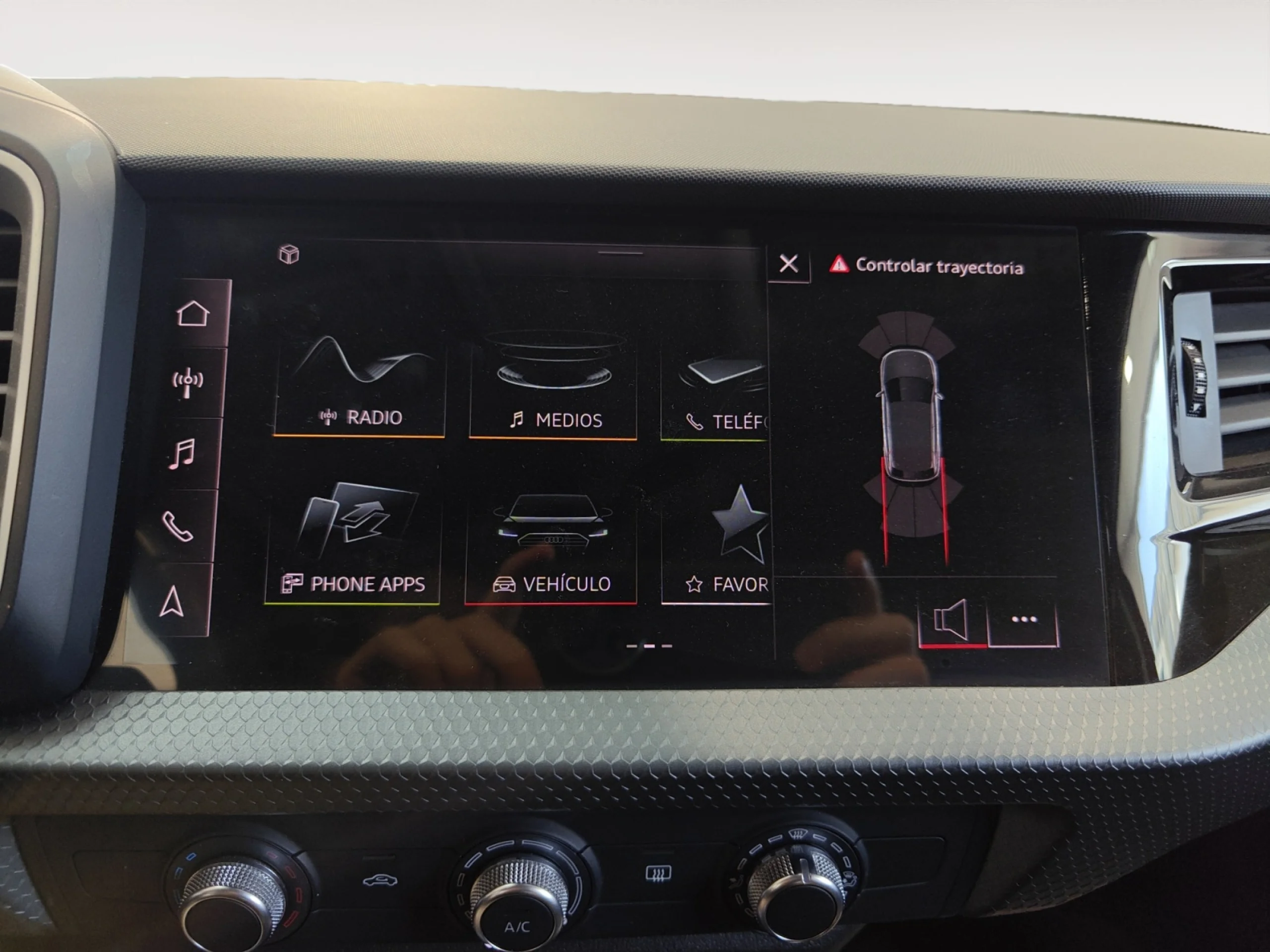 AUDI A1 CITYCARVER ADRENALIN 25 TFSI 70KW (95CV) - Foto 19