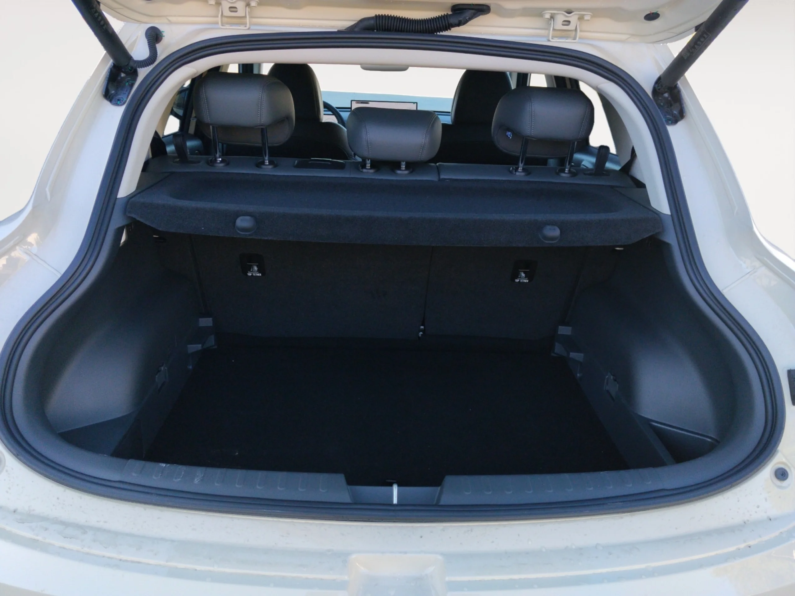 GWM ORA 5 1.5T HEV ADVANCE DHT - Foto 8