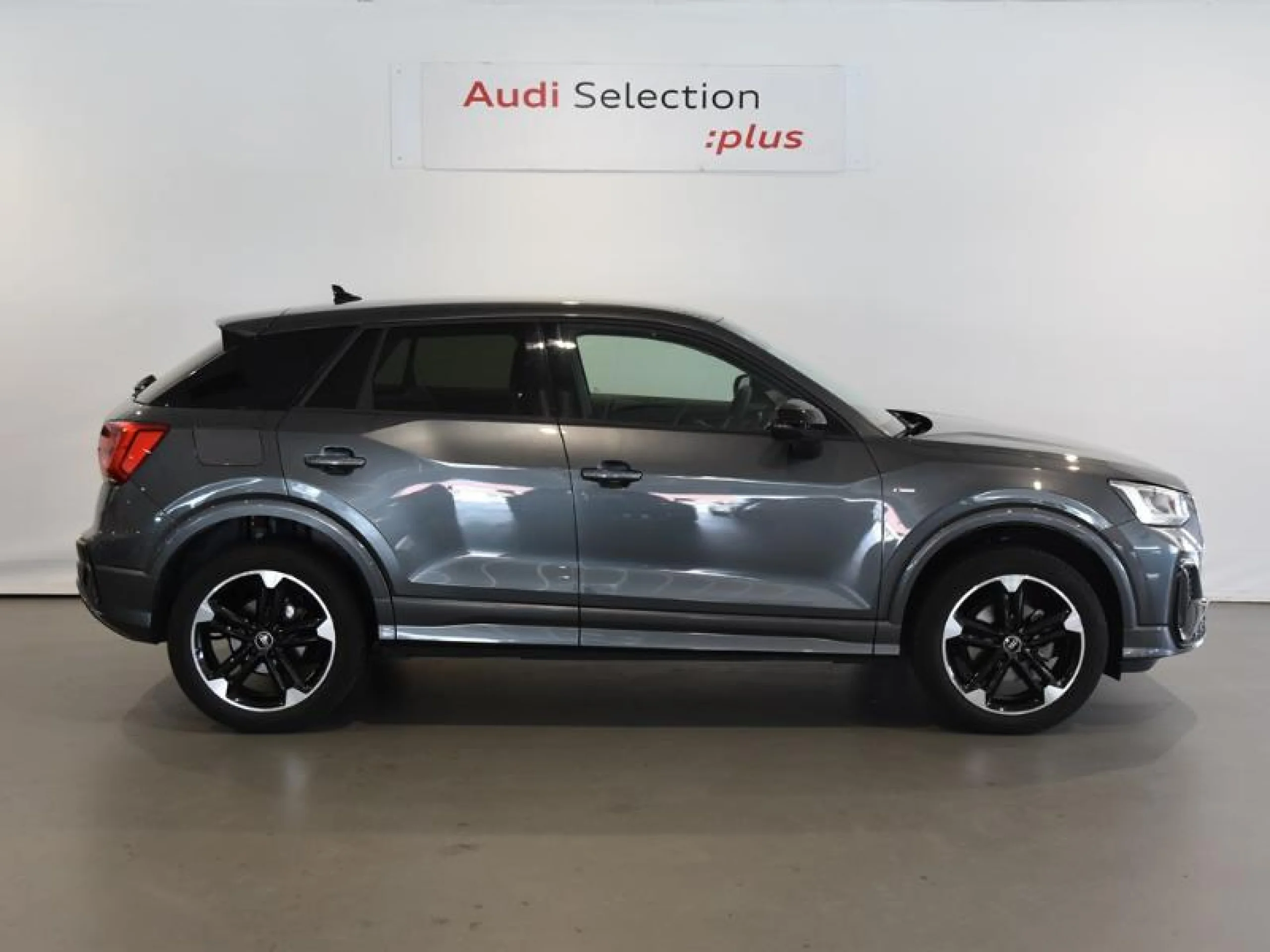 AUDI Q2 BLACK LINE 30 TDI 85KW (116CV) S TRONIC - Foto 3