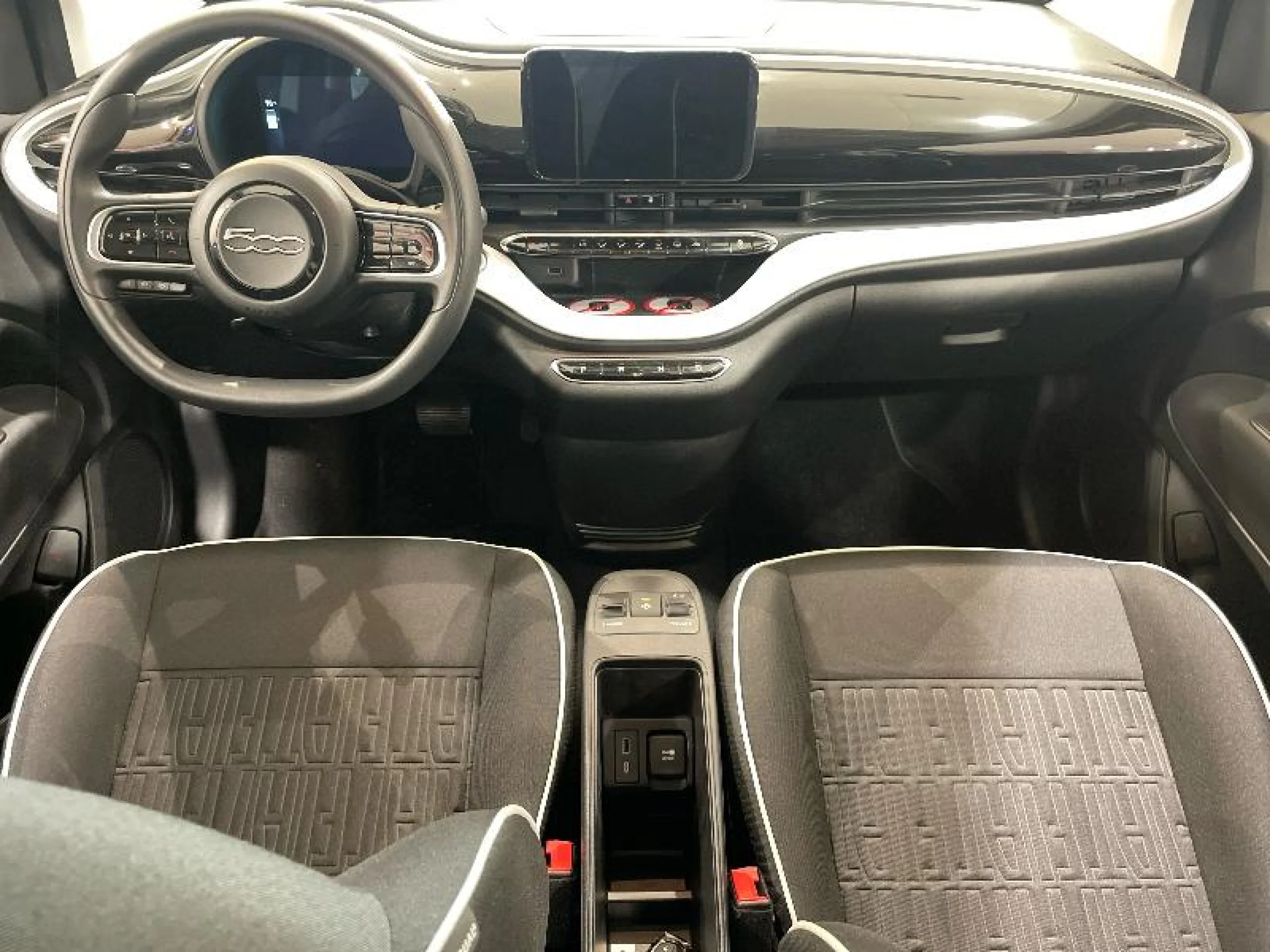 FIAT 500 MONOTRIM 3+1 190KM 70KW (95CV) - Foto 9