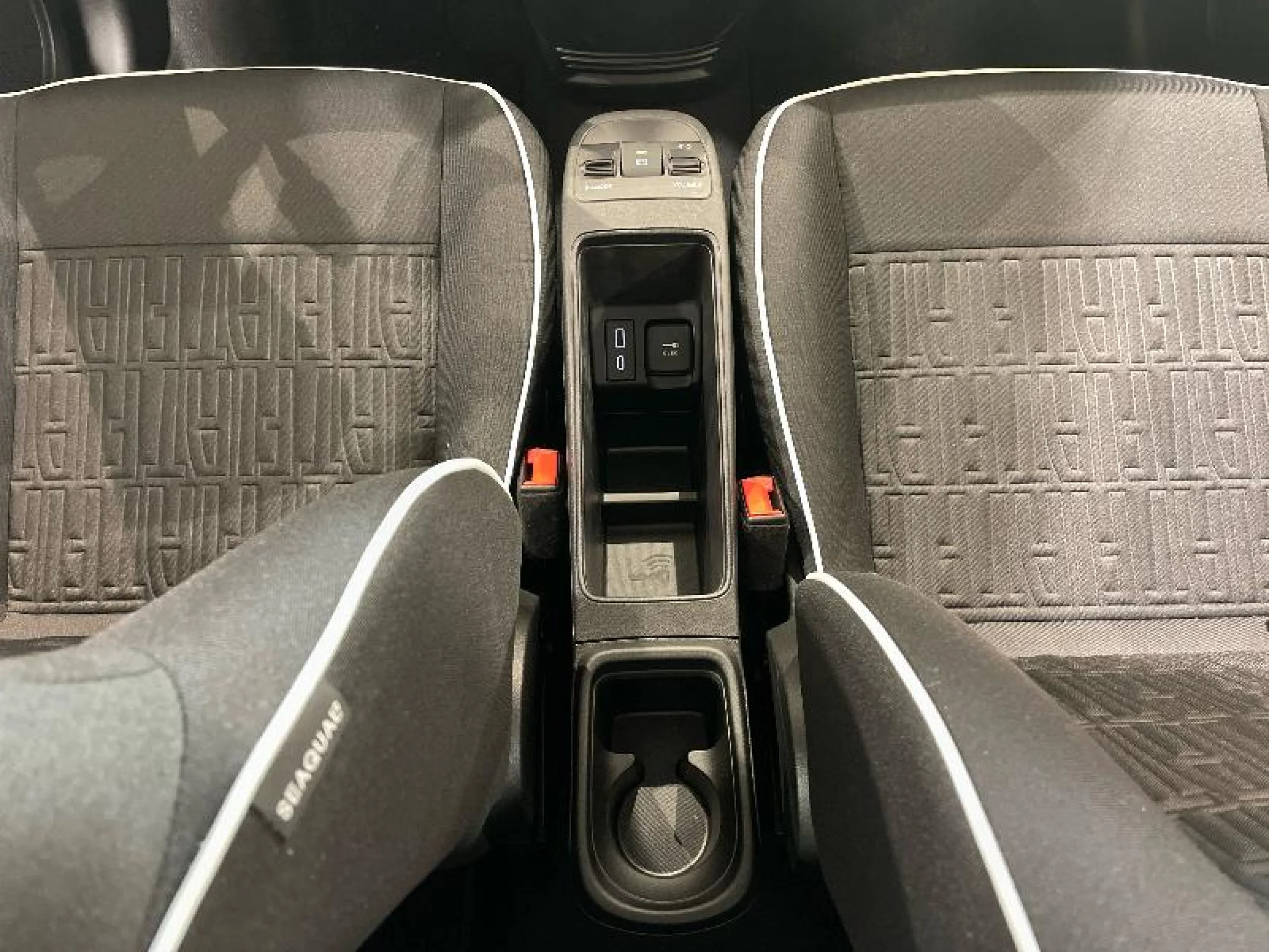 FIAT 500 MONOTRIM 3+1 190KM 70KW (95CV) - Foto 14