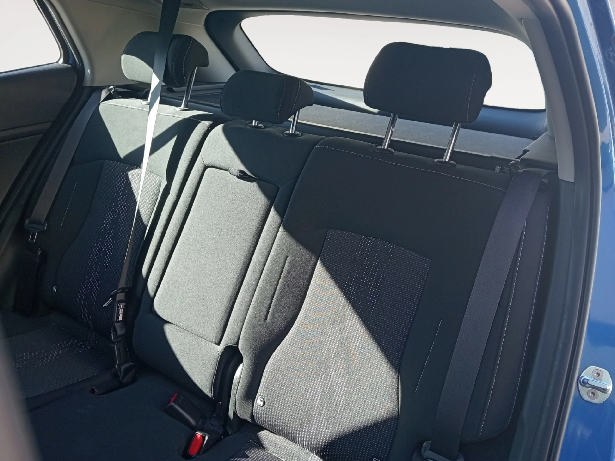 KIA SPORTAGE 1.6 CRDI MHEV 100KW (136CV) BUSINESS 4X2 - Foto 6