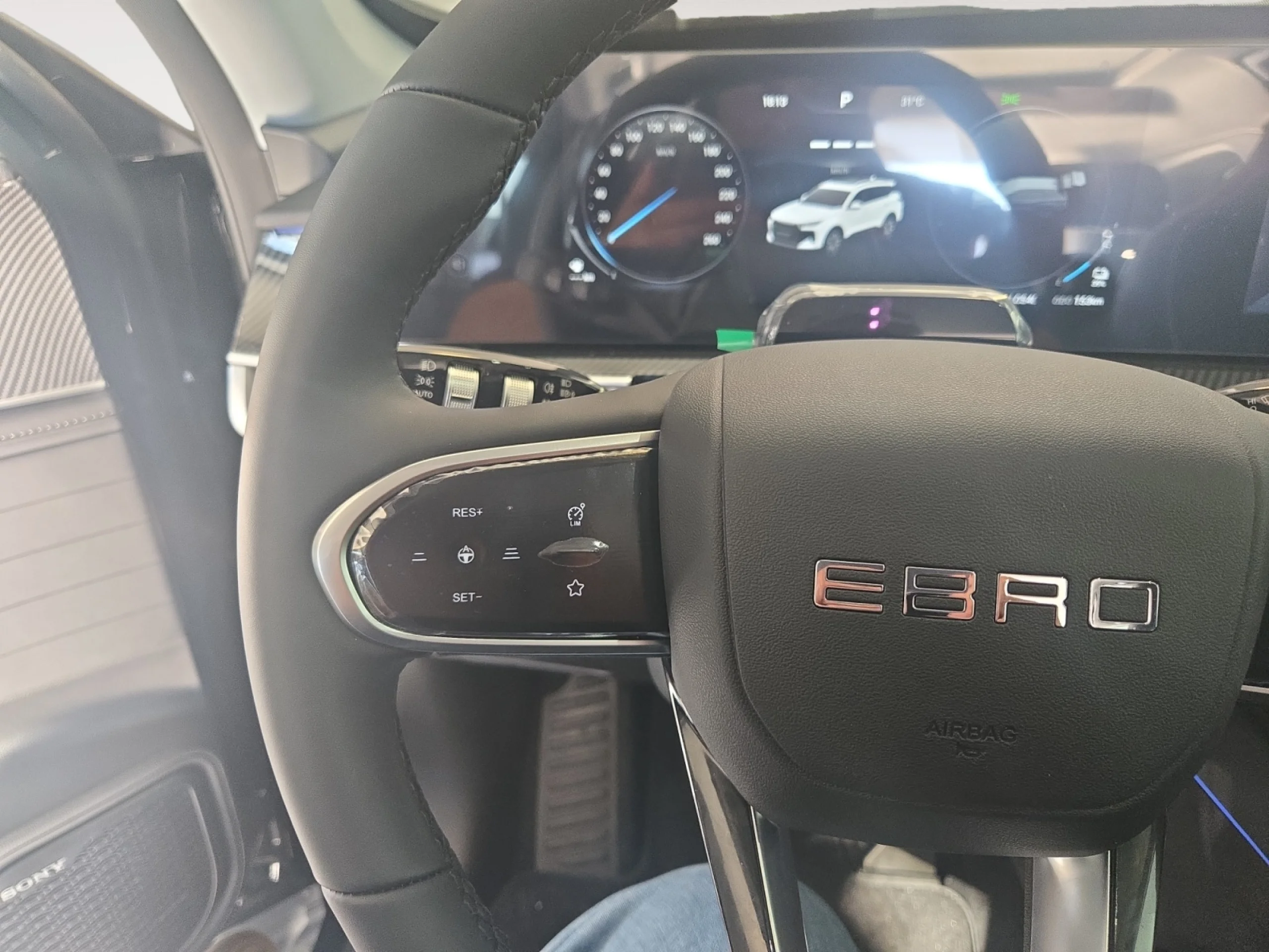 EBRO S700 S700 PHEV LUXURY CARBON CRYSTAL BLACK - Foto 12
