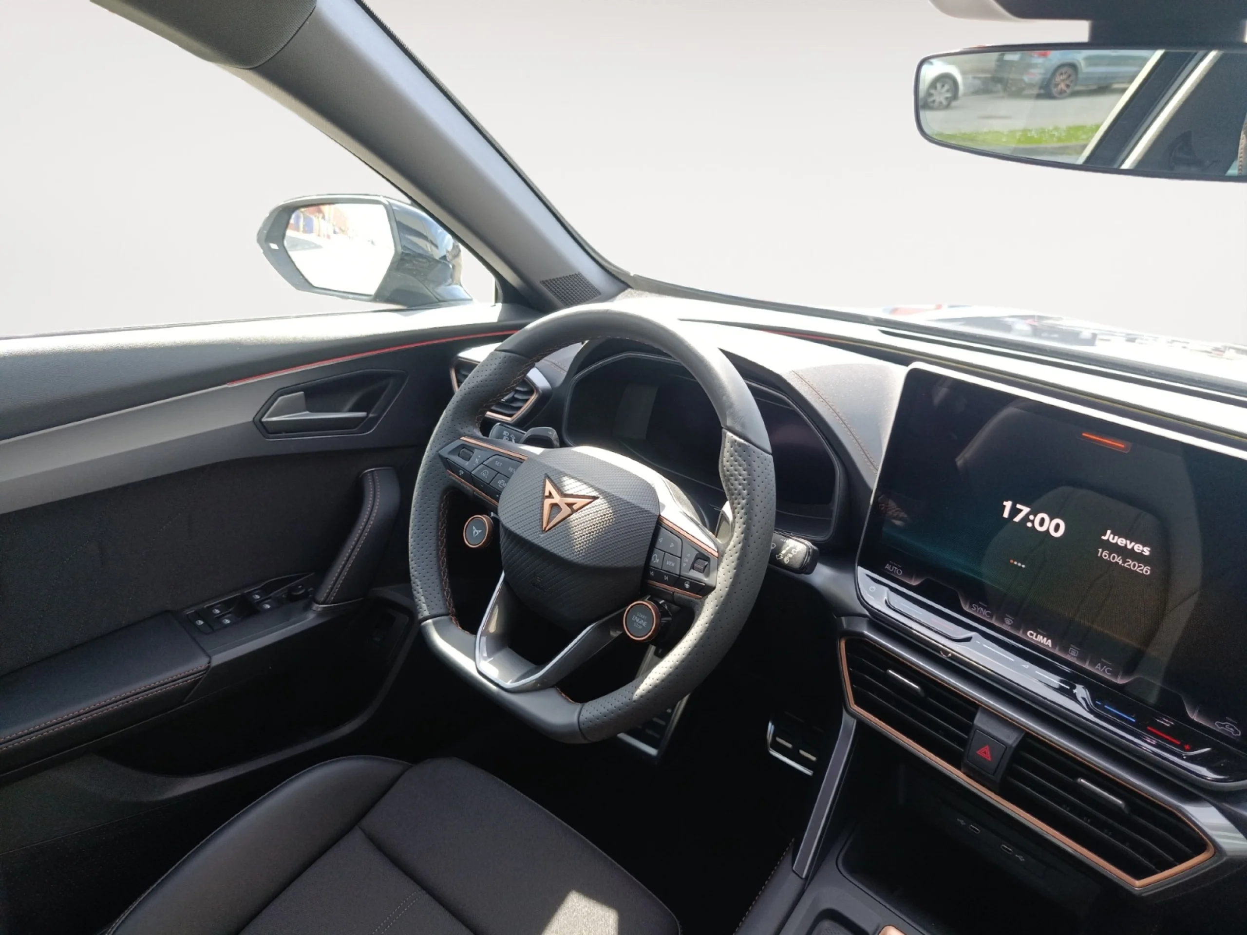 CUPRA FORMENTOR 1.5 ETSI 110KW(150 CV) DSG BEYOND MY26.6 - Foto 4