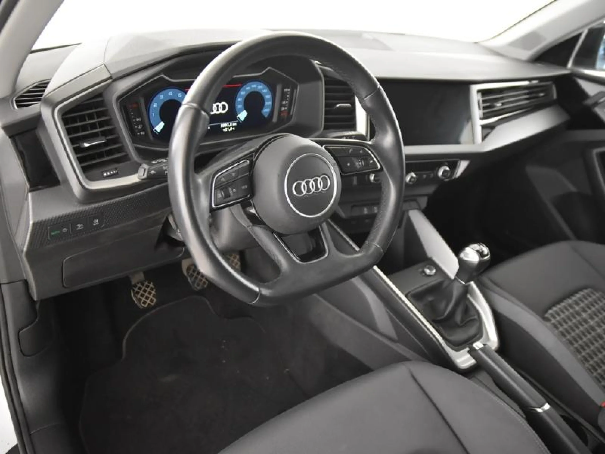 AUDI A1 SPORTBACK ADRENALIN 30 TFSI 81KW (110CV) - Foto 9