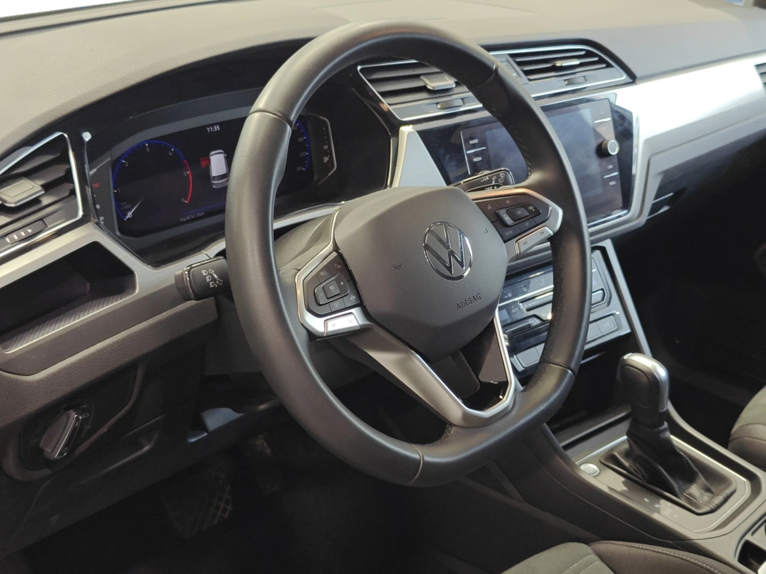 VOLKSWAGEN TOURAN ··MÁS·· 2.0 TDI 110KW (150CV) DSG - Foto 9