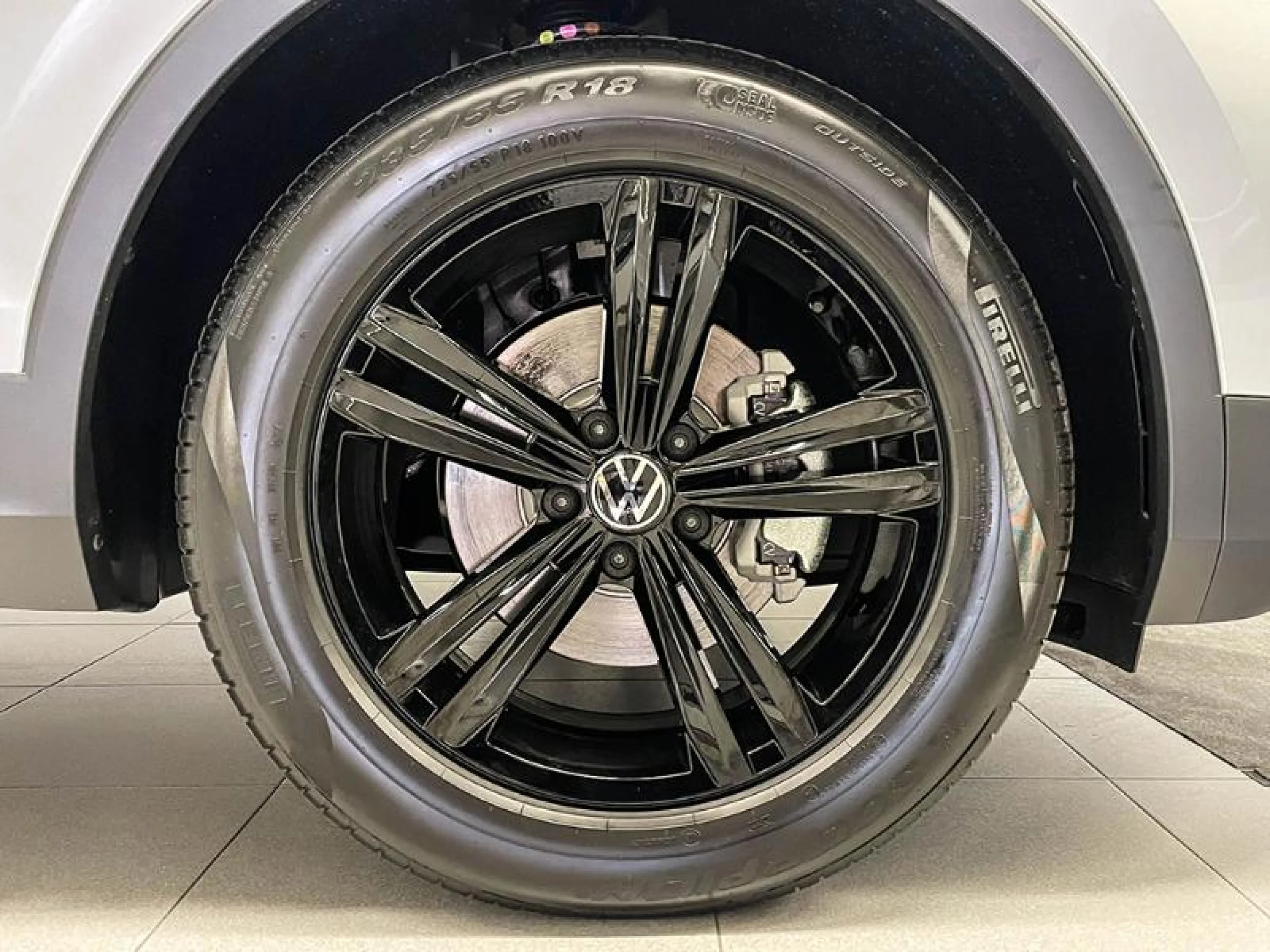 VOLKSWAGEN TIGUAN URBAN SPORT 1.5 TSI 110KW (150CV) - Foto 8