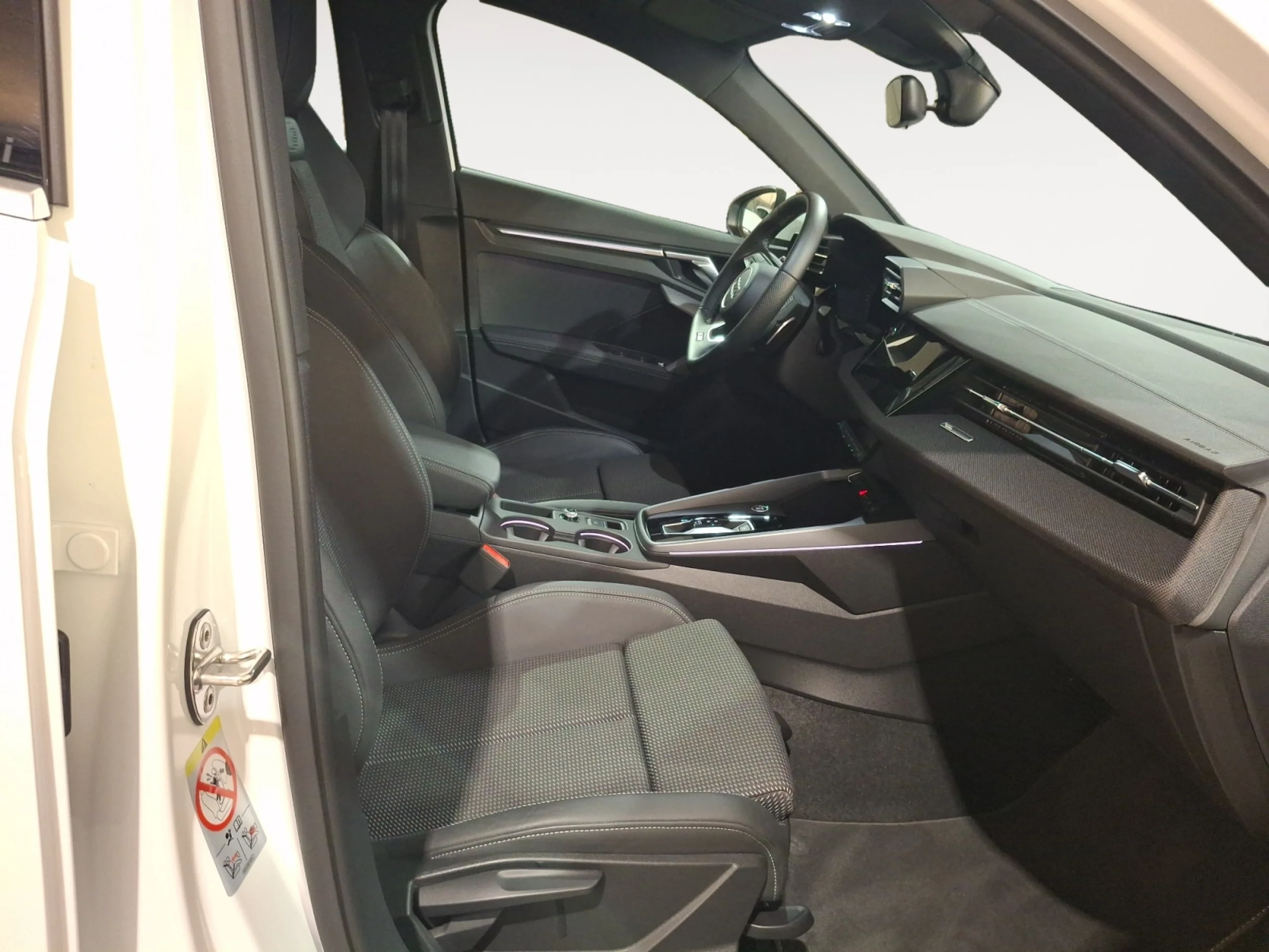 AUDI A3 SPORTBACK S LINE 35 TDI 110KW S TRONIC - Foto 8