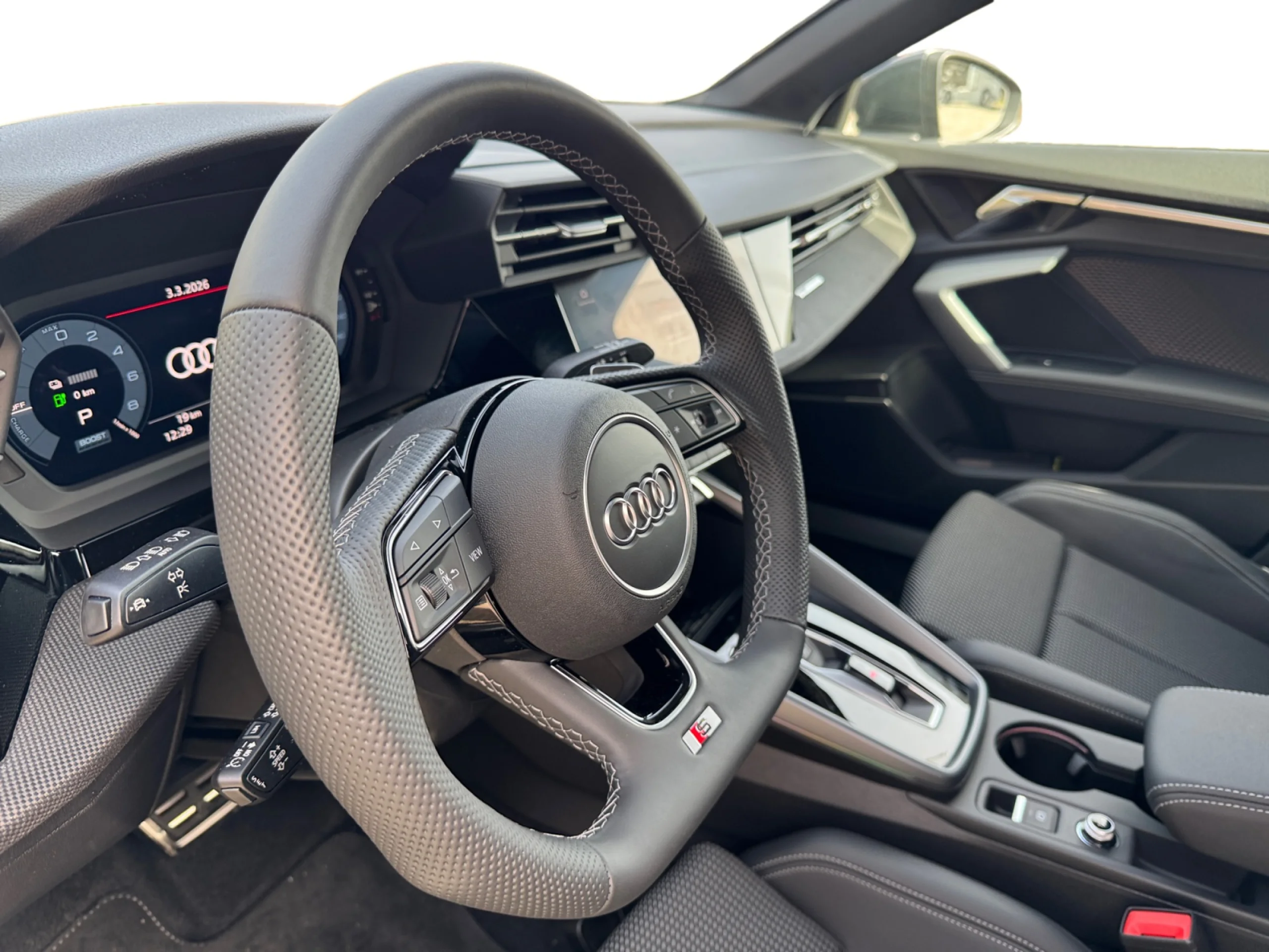 AUDI A3 SPORTBACK GENUINE ED TFSI E 150KW S TRON - Foto 9