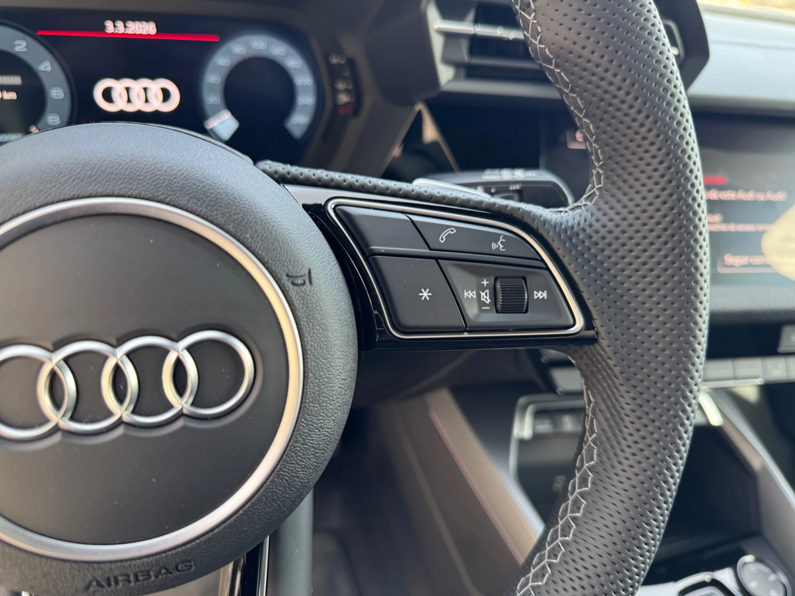 AUDI A3 SPORTBACK GENUINE ED TFSI E 150KW S TRON - Foto 10