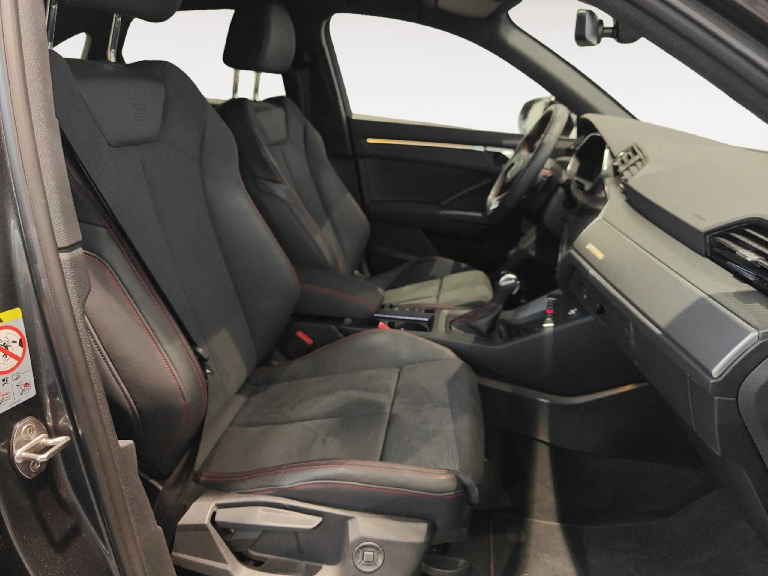 AUDI Q3 SPORTBACK BLACK LINE 35 TDI 110KW (150CV) S TRONIC - Foto 14