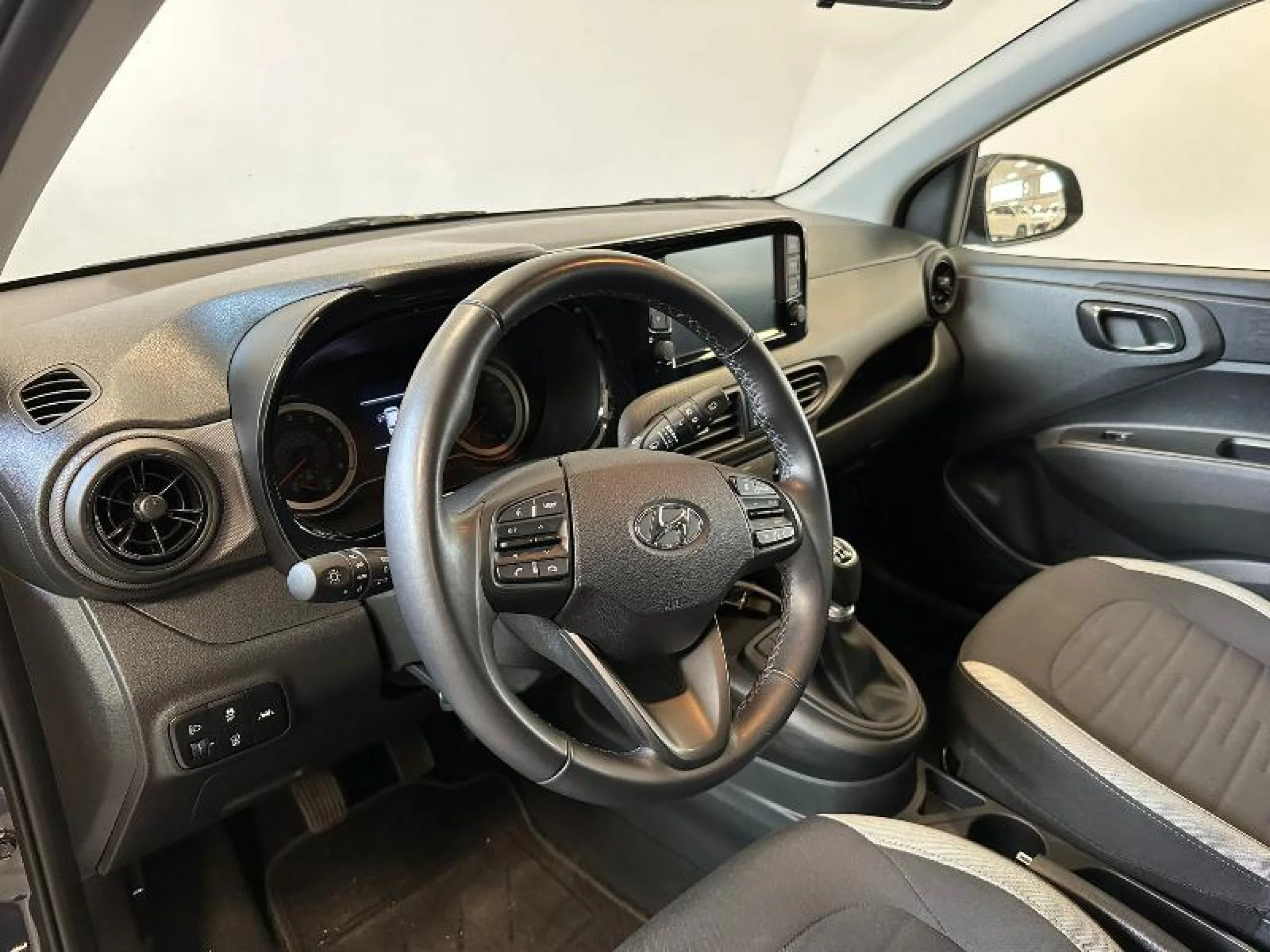 HYUNDAI I10 1.0 TECNO - Foto 4
