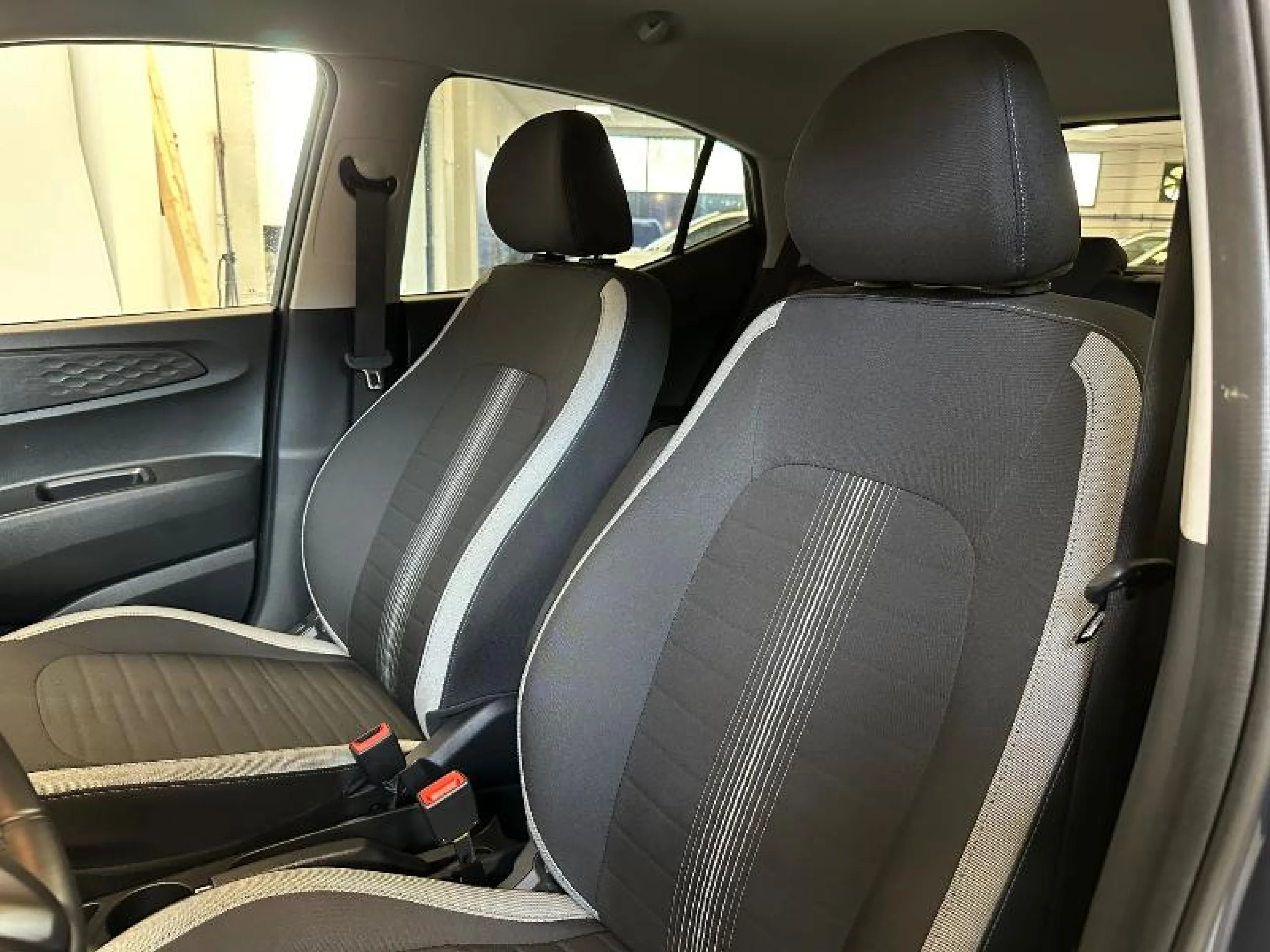 HYUNDAI I10 1.0 TECNO - Foto 8