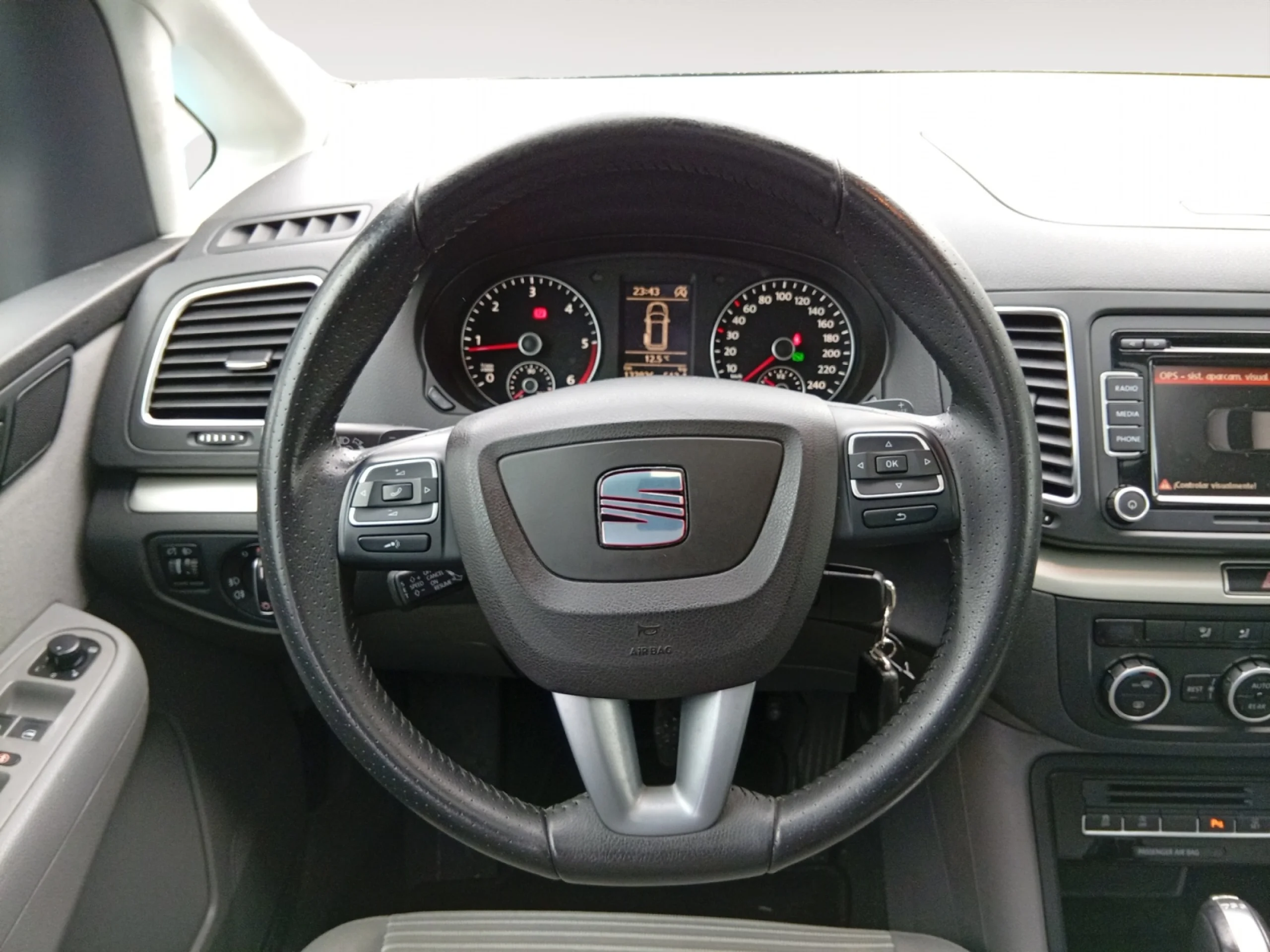 SEAT Alhambra 2.0 TDI 140 CV START&STOP STYLE DSG - Foto 11