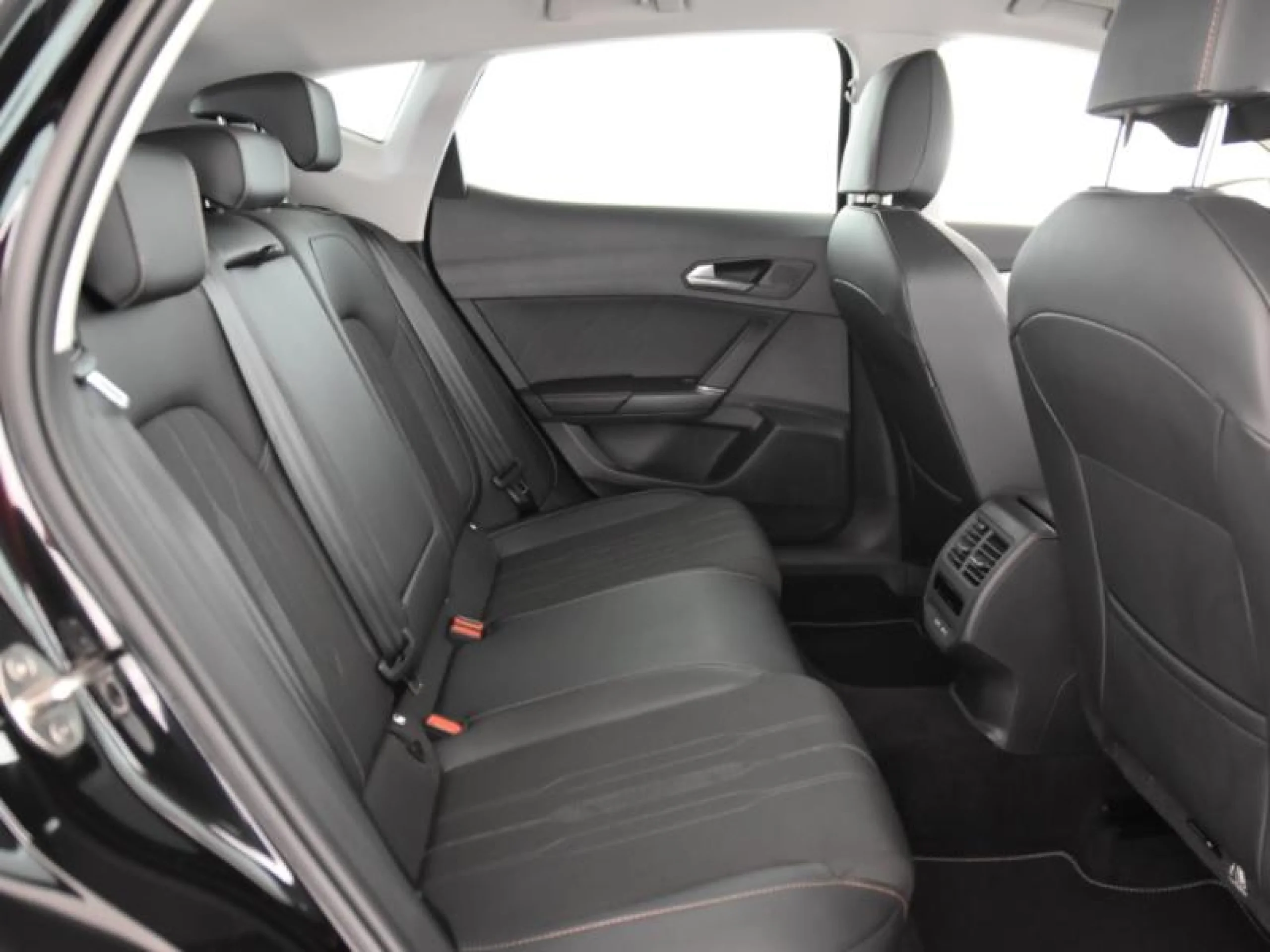 CUPRA FORMENTOR 1.5 TSI 110KW (150 CV) DSG - Foto 17