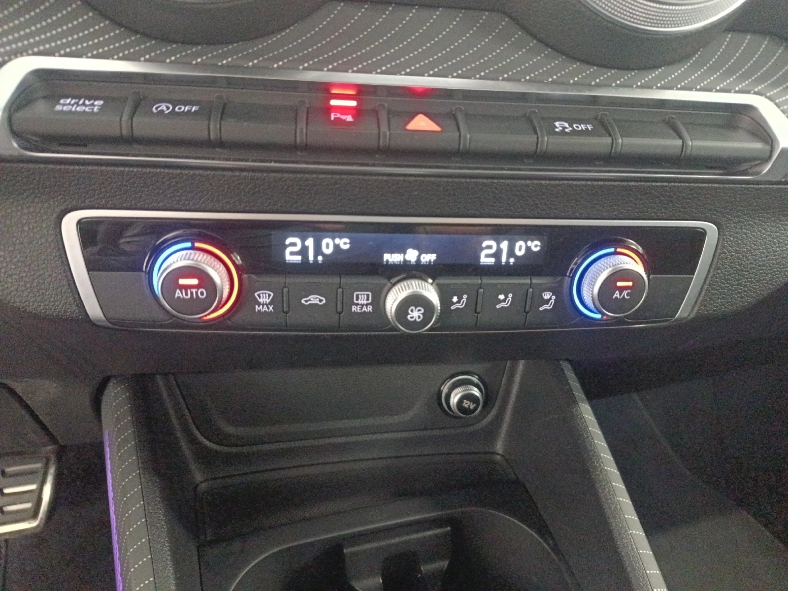 AUDI Q2 ADVANCED 35 TFSI 110KW (150CV) - Foto 18