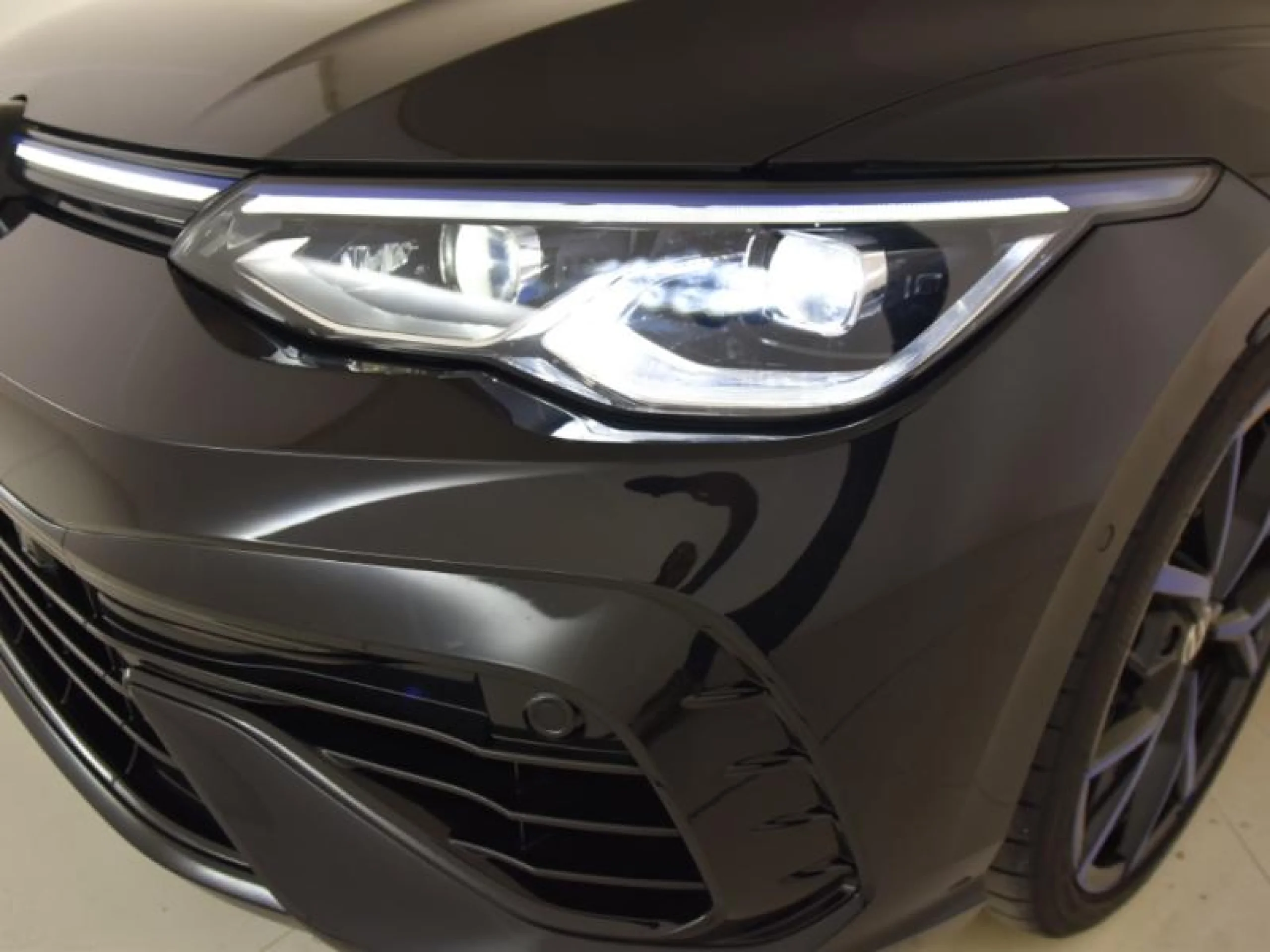 VOLKSWAGEN GOLF R 20 ANIVERSARIO 2.0 TSI 235KW 4MOT DSG - Foto 26