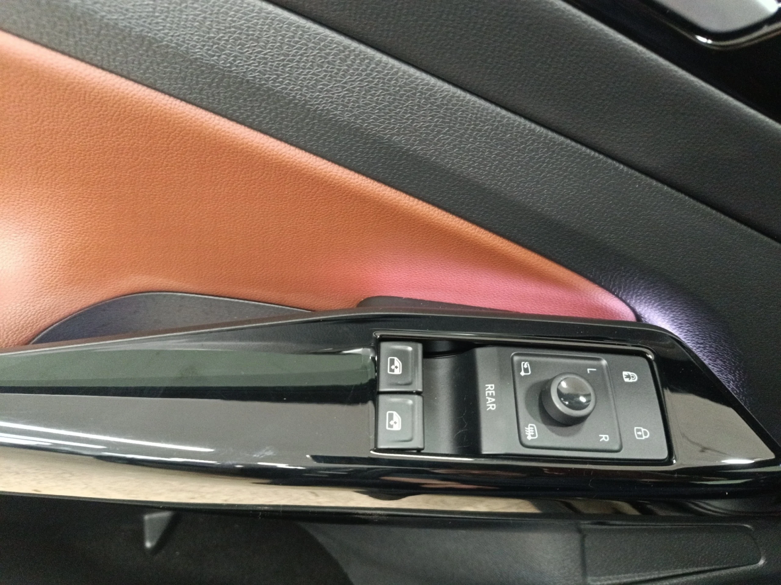 VOLKSWAGEN ID.4 PRO 128KW (174CV) AUTOMÁTICO - Foto 13