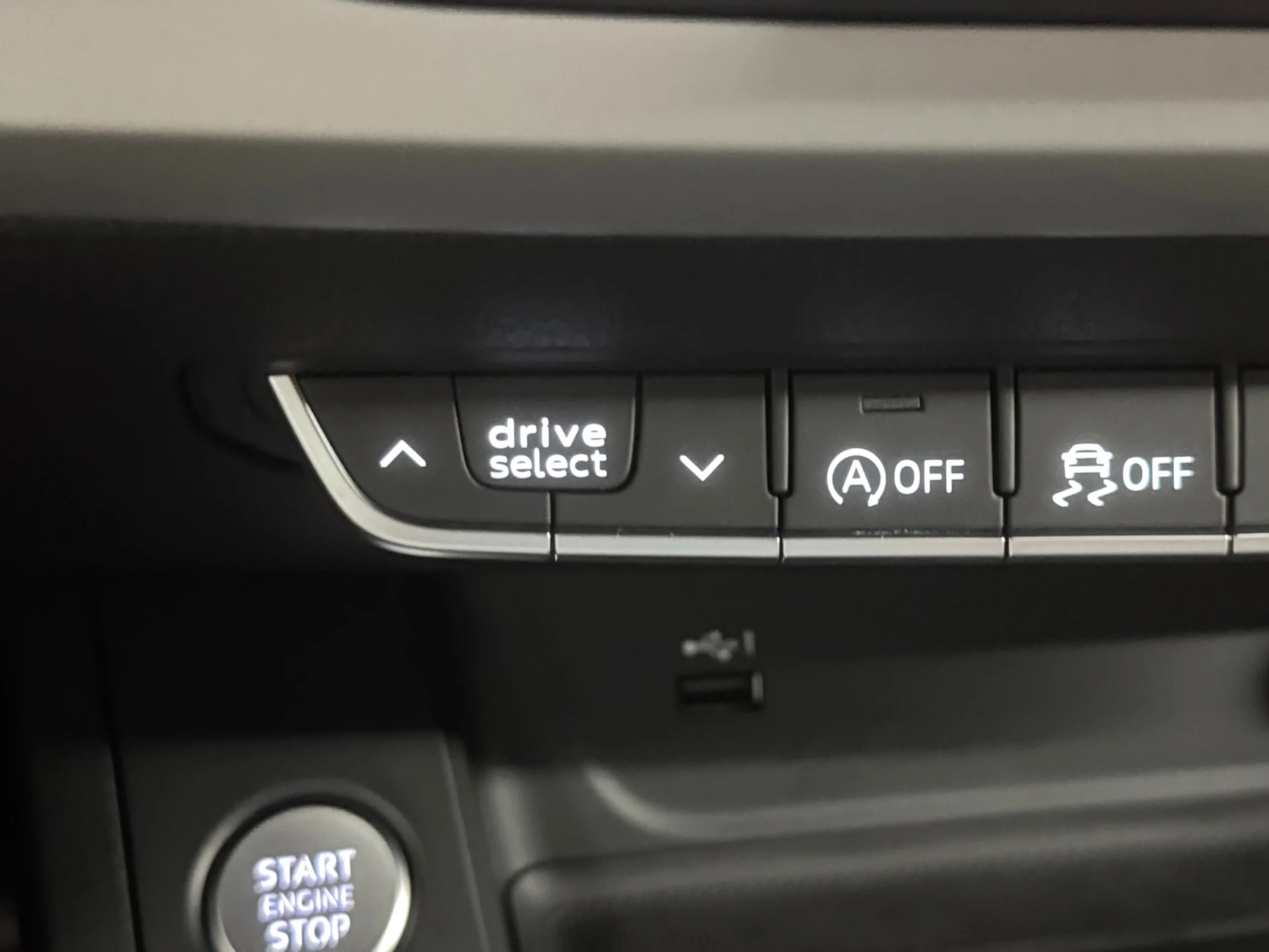 AUDI A4 S LINE 30 TDI 100KW (136CV) S TRONIC - Foto 17