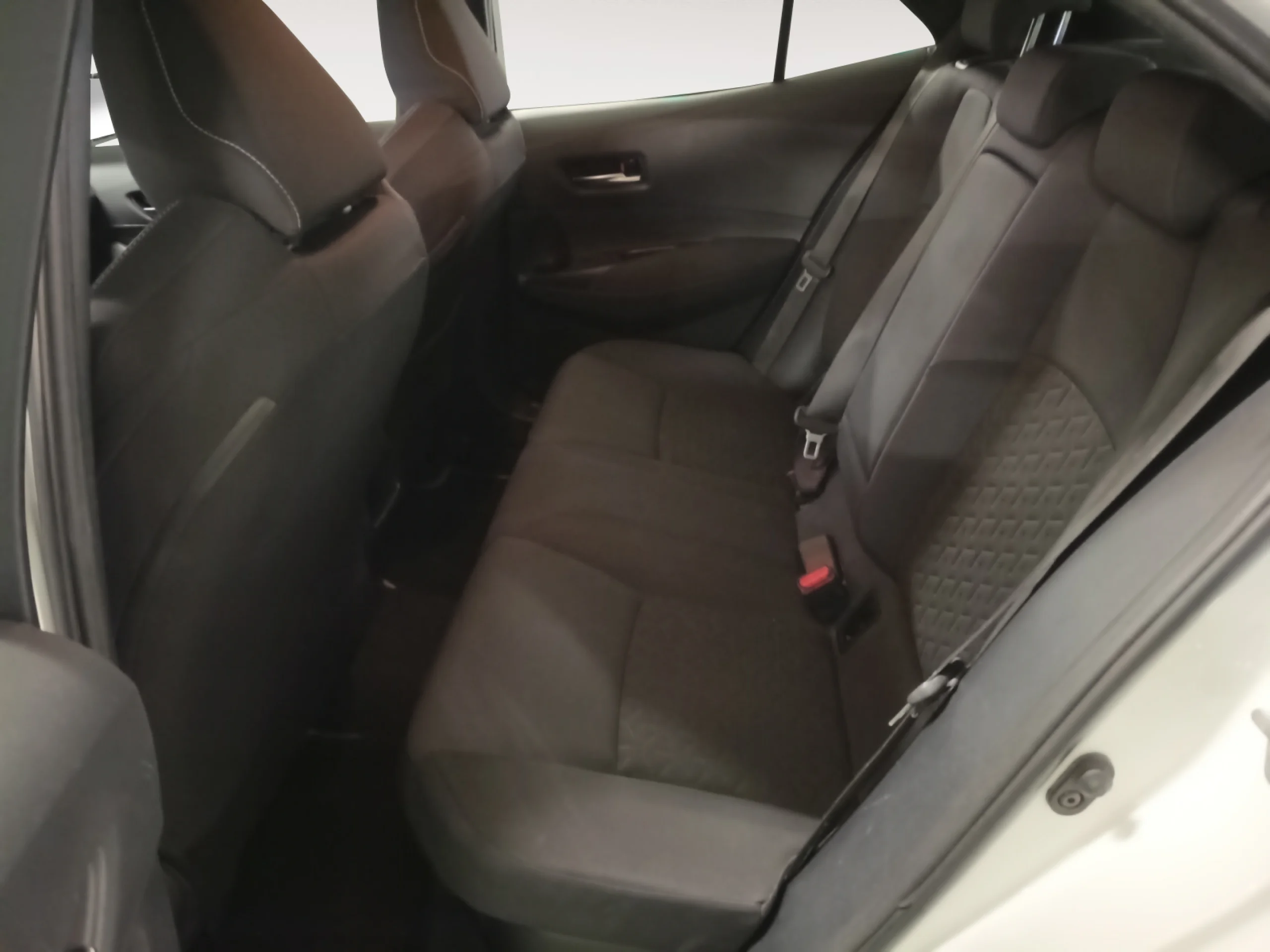 TOYOTA COROLLA 1.8 125H ACTIVE TECH E CVT - Foto 6