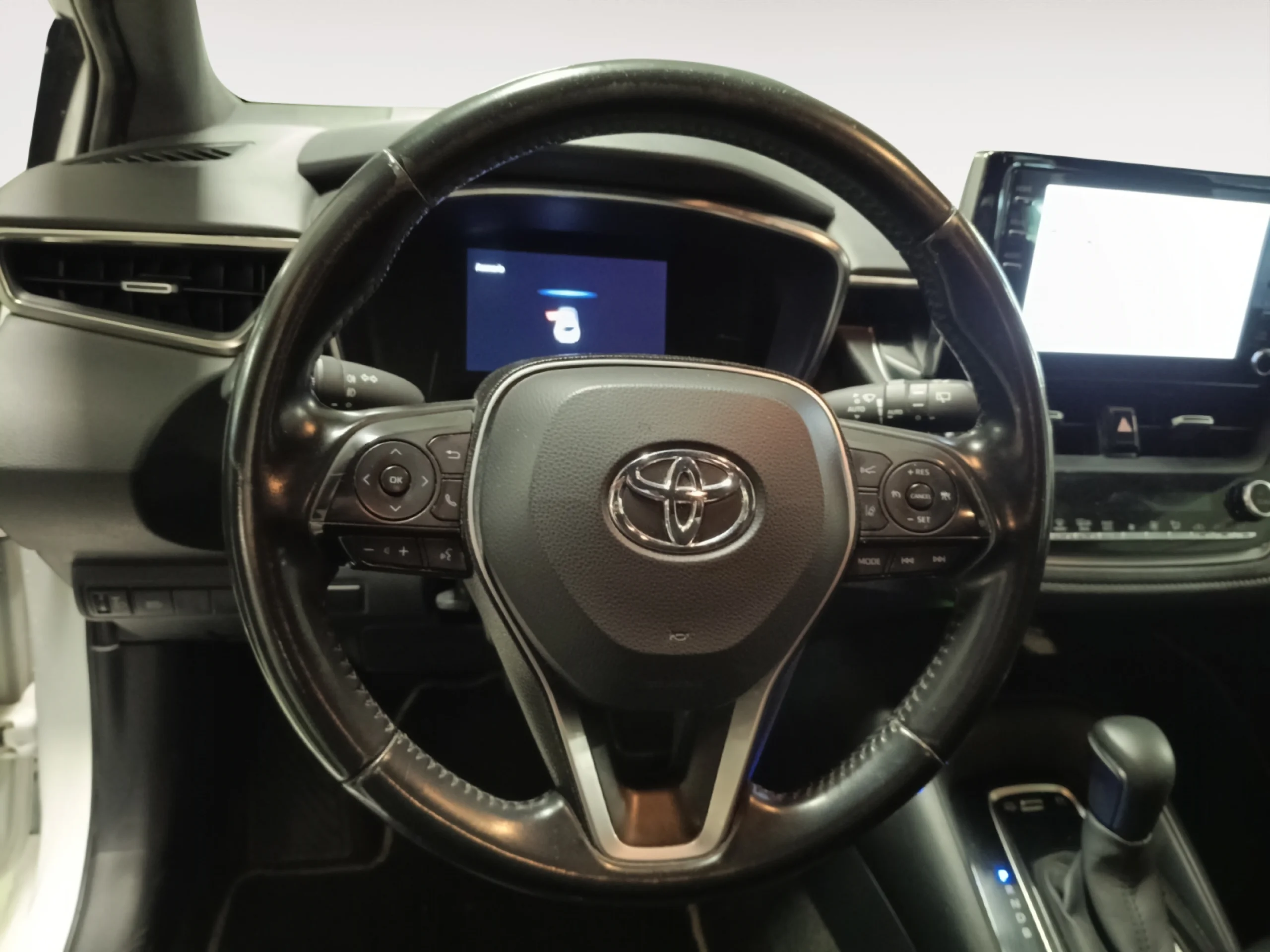 TOYOTA COROLLA 1.8 125H ACTIVE TECH E CVT - Foto 11