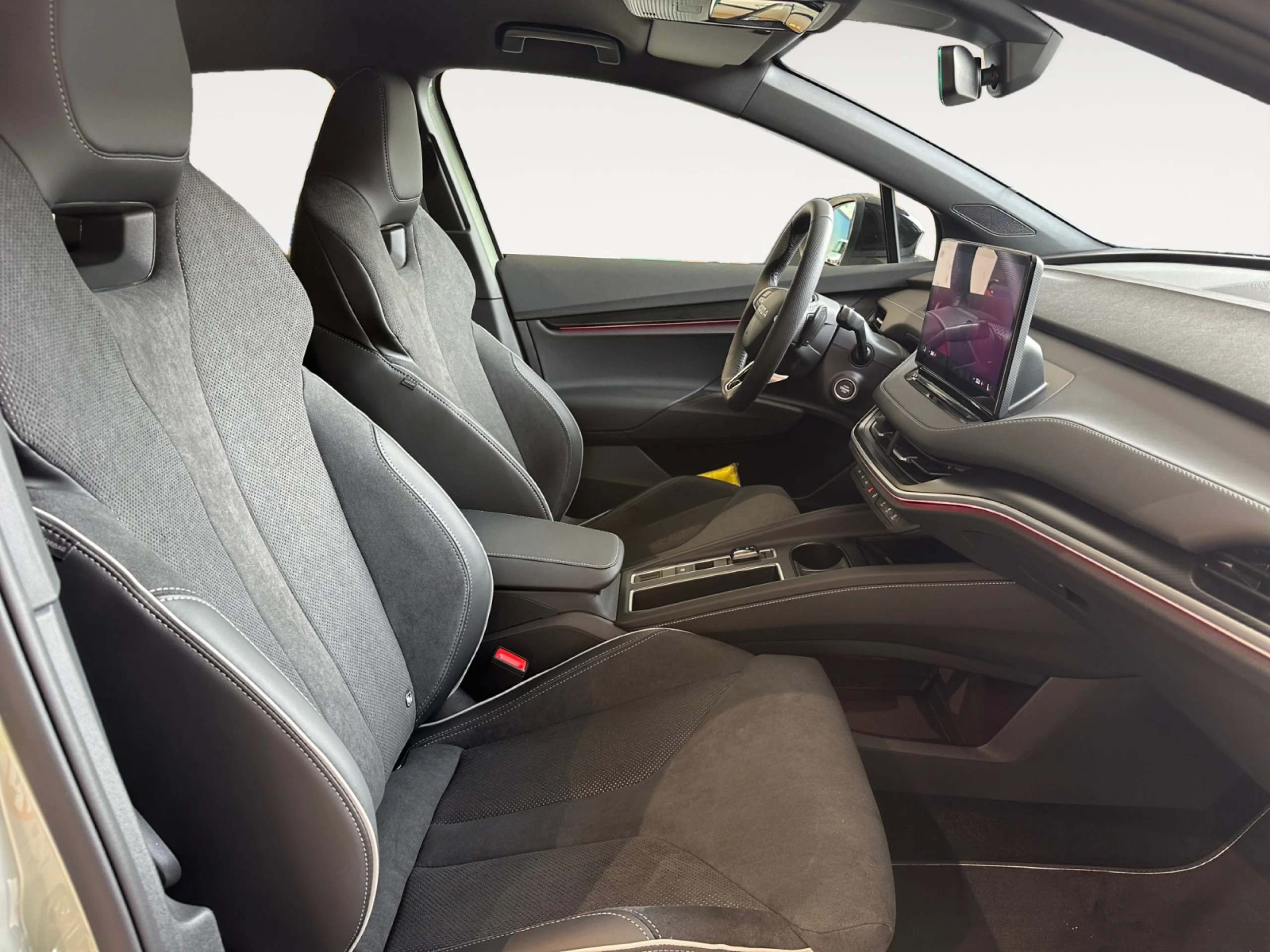 SKODA ELROQ 150 KW (204 CV) 63 KWH SPORTLINE - Foto 5