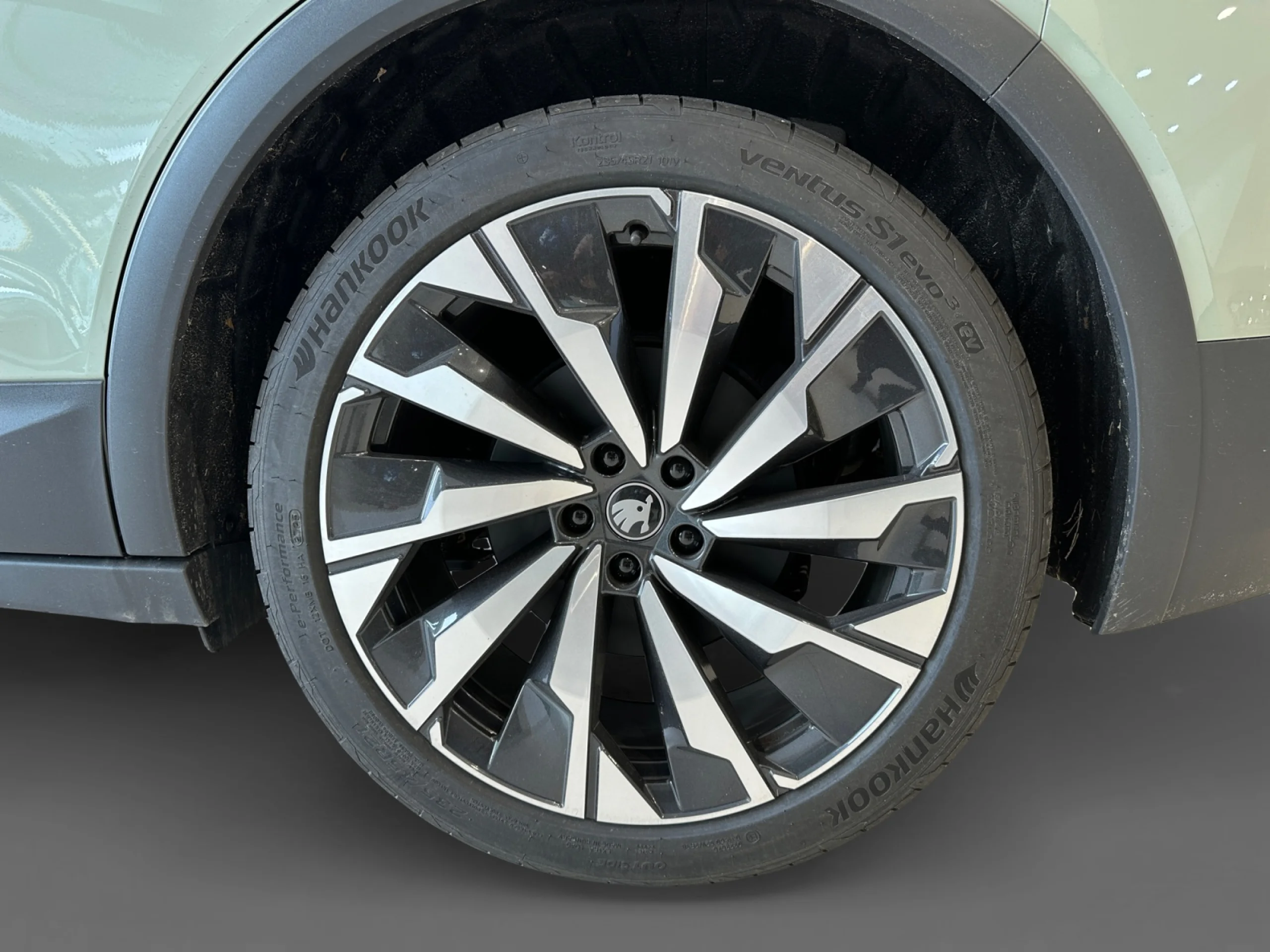 SKODA ELROQ 150 KW (204 CV) 63 KWH SPORTLINE - Foto 8