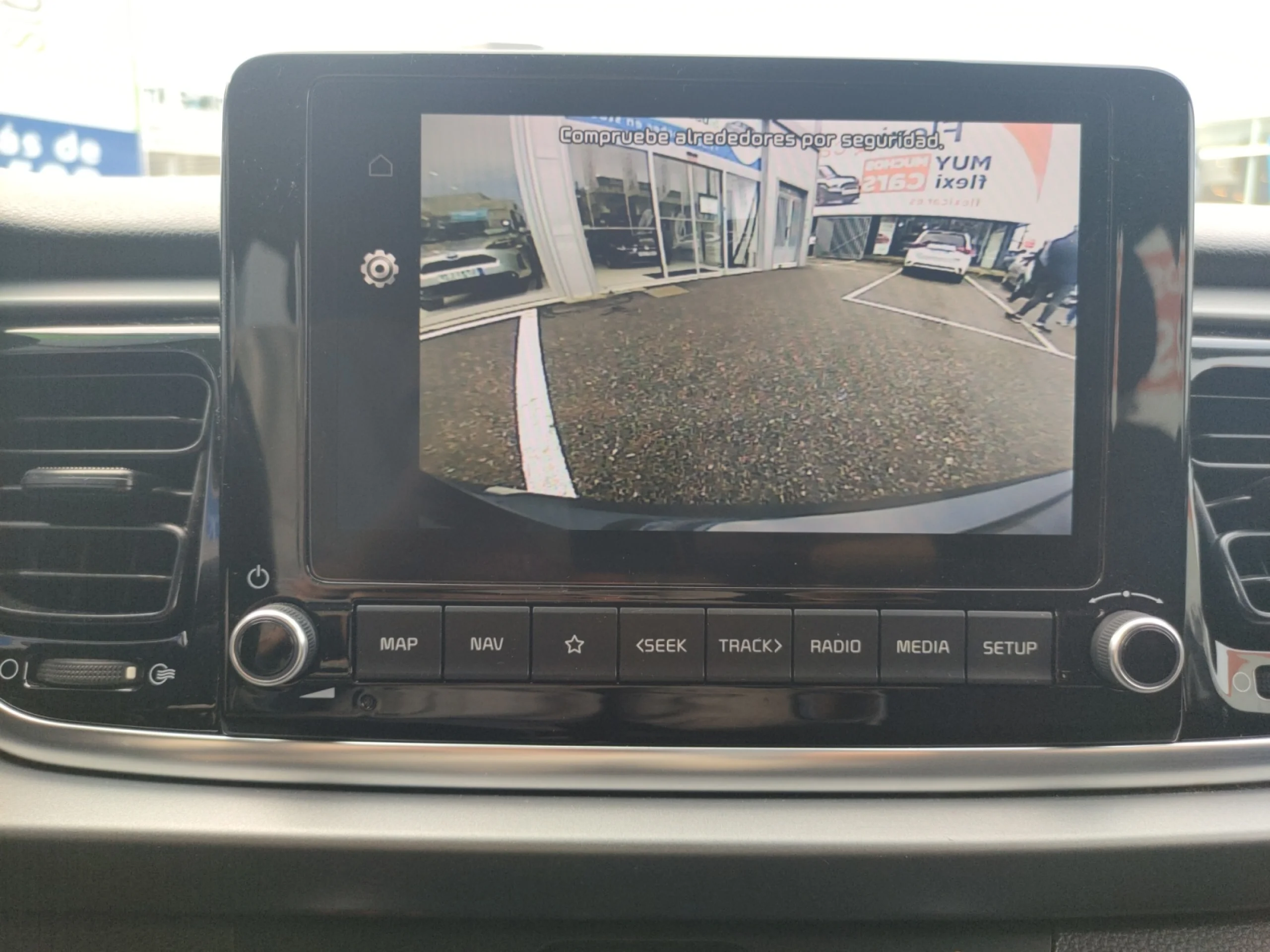 KIA Rio 1.0 T GDI 74KW (100CV) MHEV IMT DRIVE - Foto 13