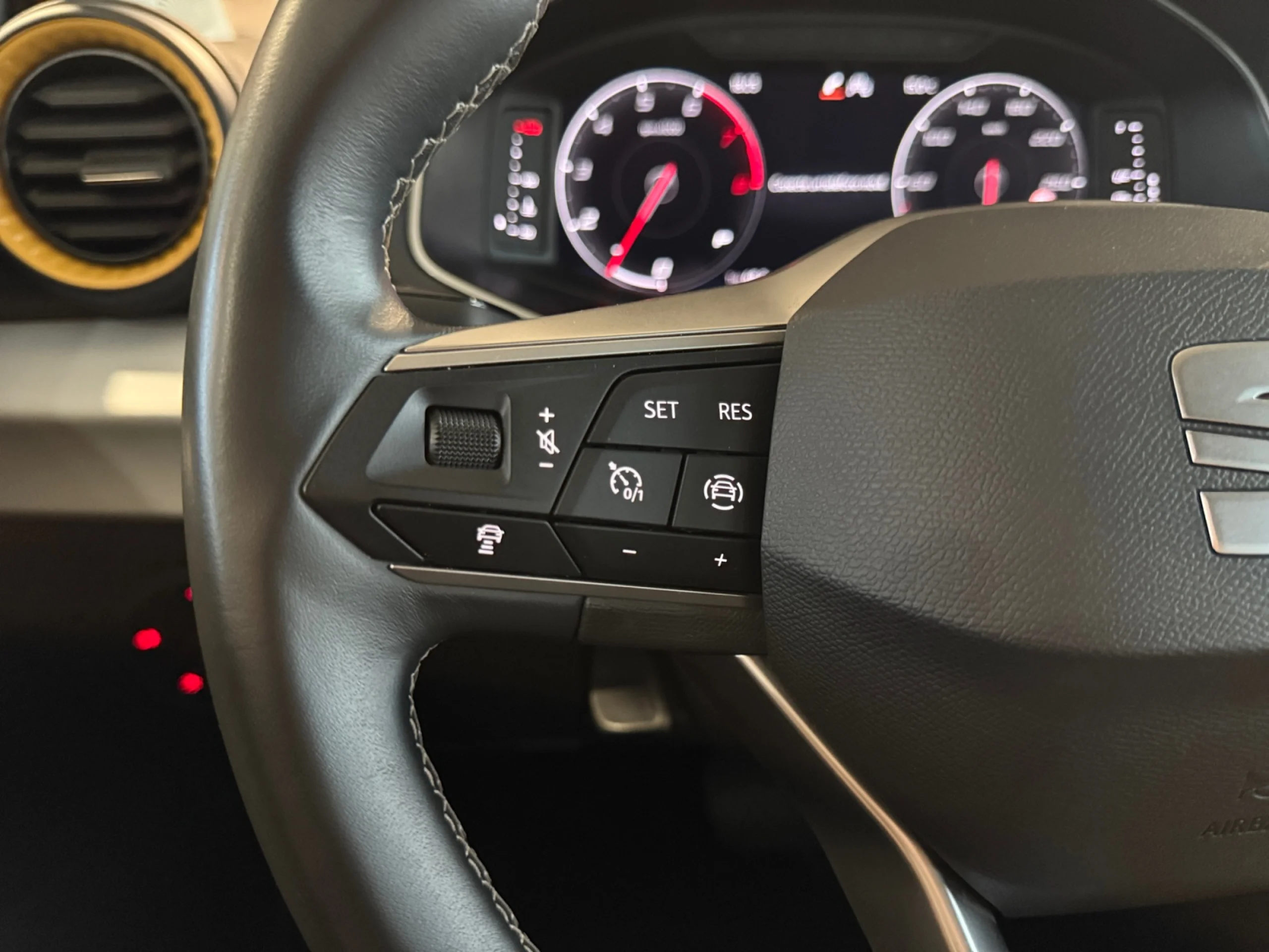 SEAT ARONA 1.0 TSI 85KW (115CV) DSG STYLE XL - Foto 11