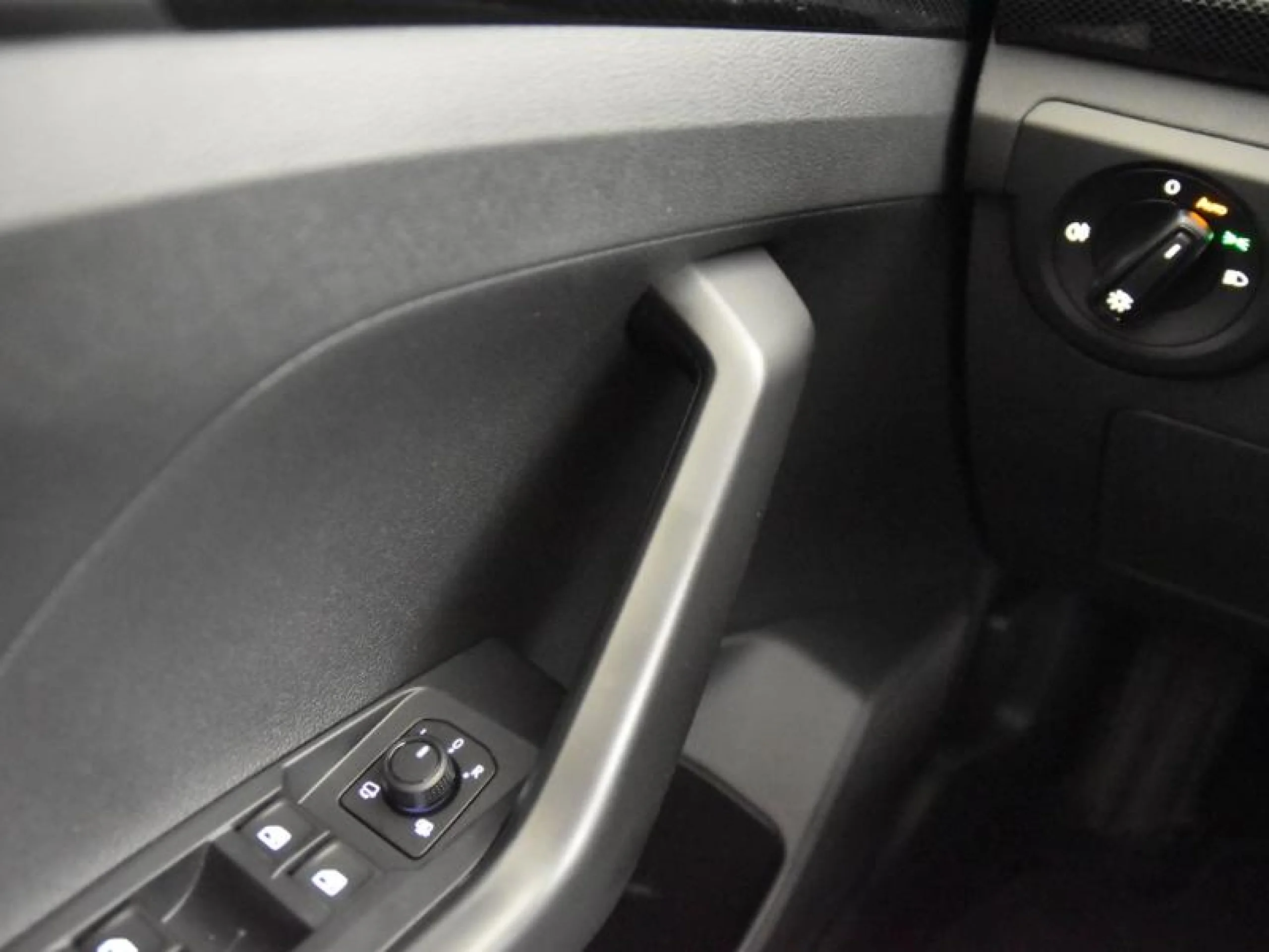 VOLKSWAGEN T CROSS T CROSS MÁS  1.0 TSI 85 KW (116 CV)  AUTOMÁTICO DSG 7 VEL. - Foto 16