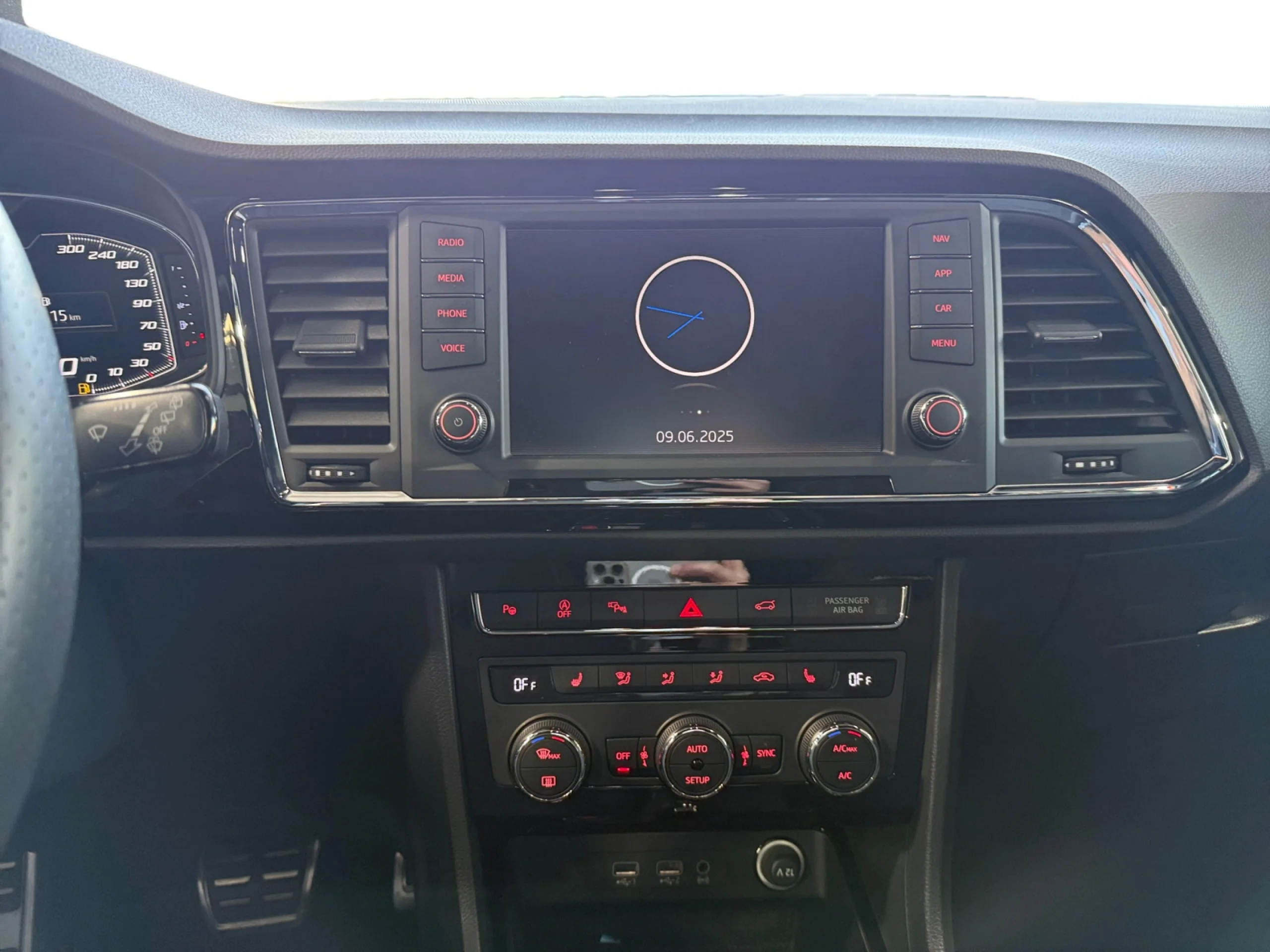 CUPRA ATECA 2.0 TSI 221KW (300CV) 4DRIVE DSG ST&SP - Foto 9