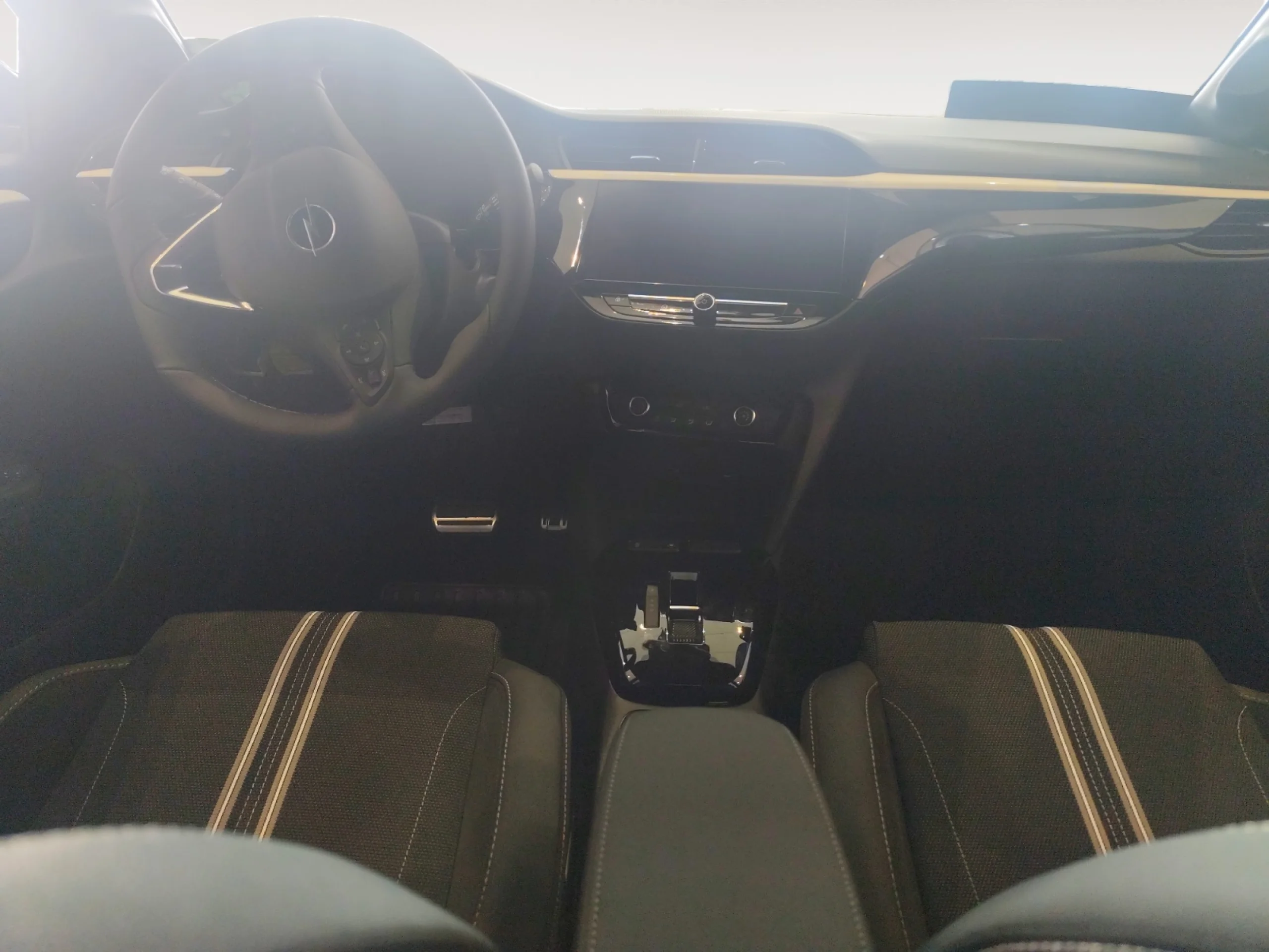 OPEL CORSA CORSA GS 1.2T XHL HYBRID EDCT6 S/S 110 CV (81KW) - Foto 4