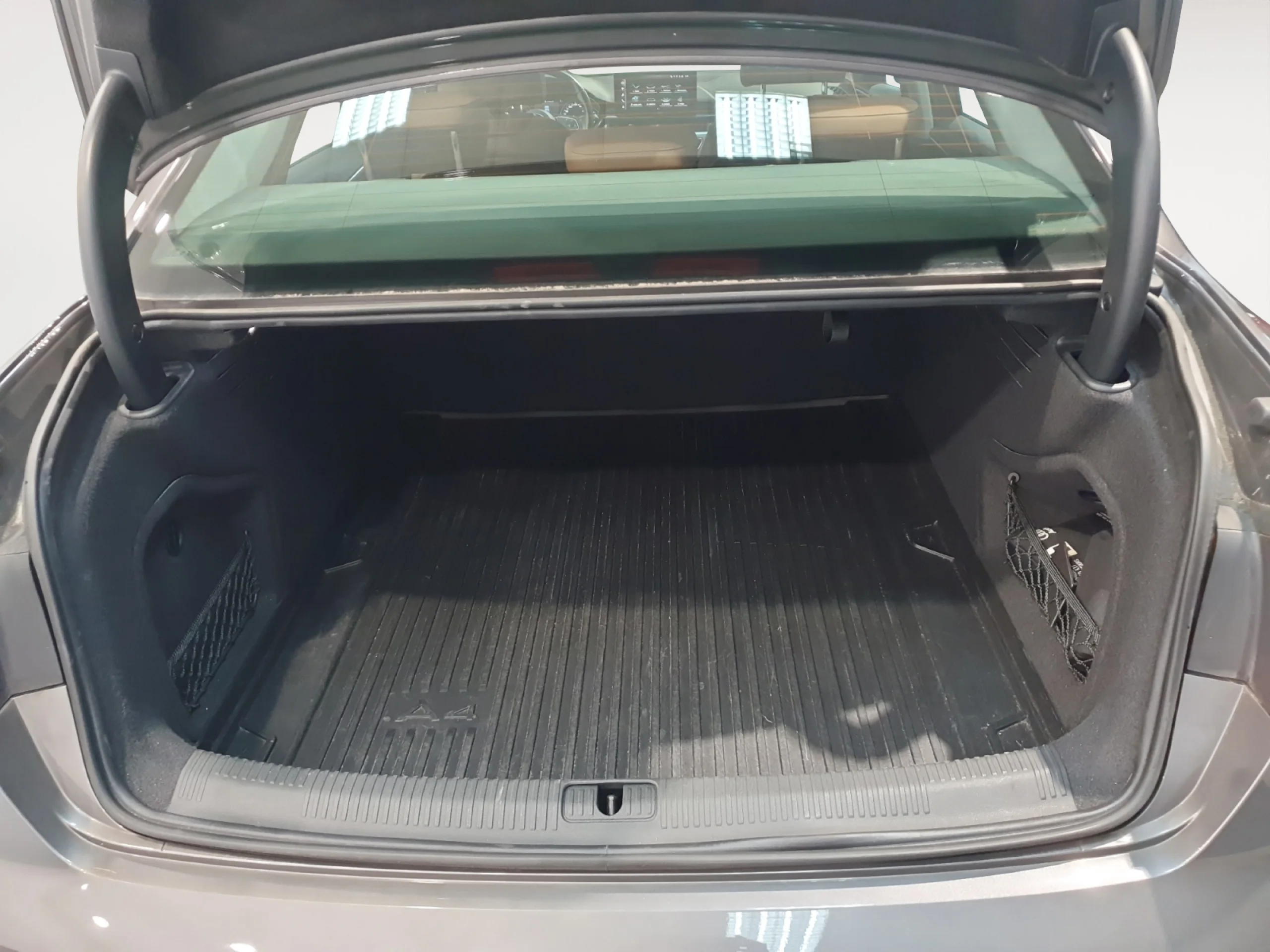 AUDI A4 ADVANCED 30 TDI 100KW (136CV) S TRONIC - Foto 9