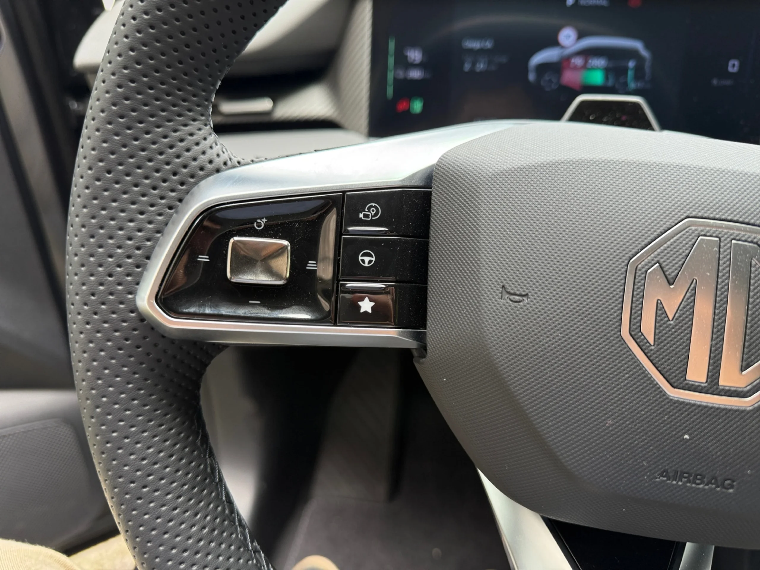 MG S5 64KWH LUXURY - Foto 12