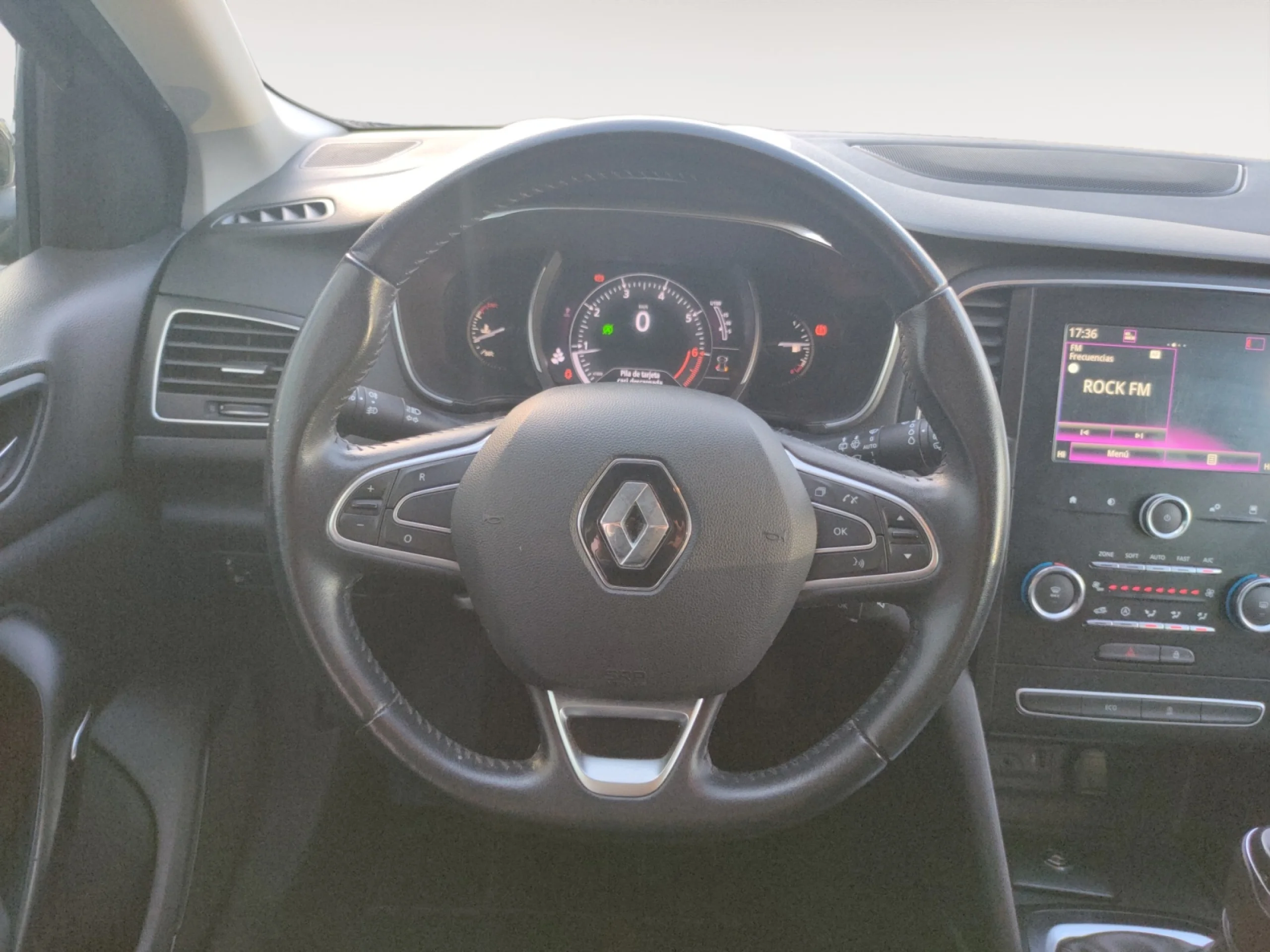 RENAULT MEGANE LIMITED TCE GPF 85 KW (115CV) - Foto 11