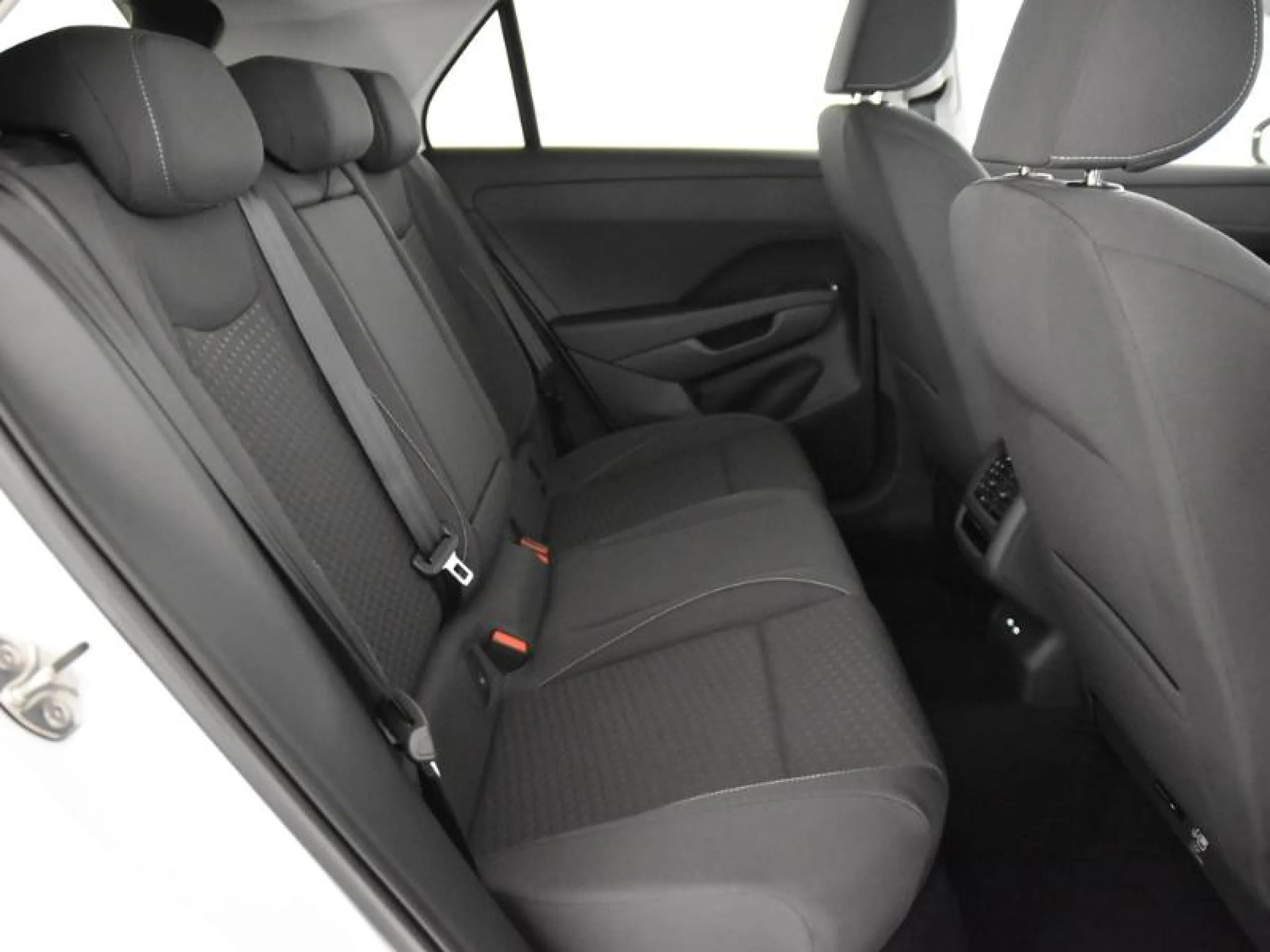 VOLKSWAGEN T ROC T ROC MÁS 1.5 ETSI 85 KW (116 CV)  AUTOMÁTICO DSG 7 VEL. - Foto 6