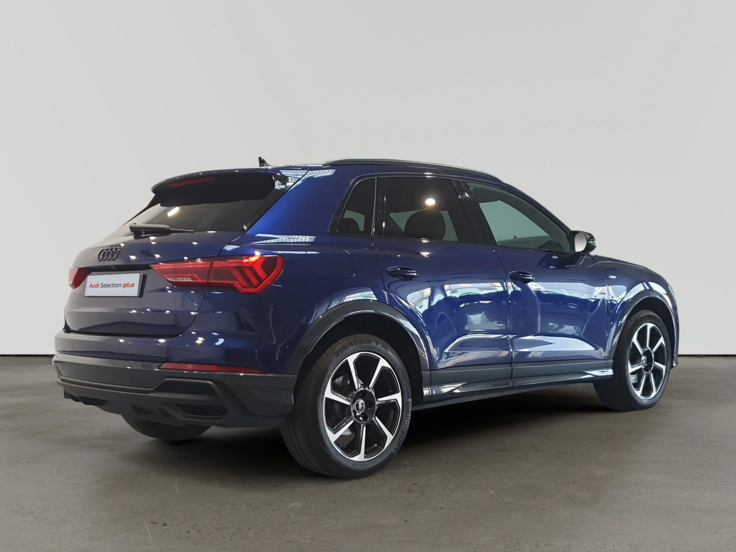 AUDI Q3 BLACK LINE 35 TFSI 110KW (150CV) S TRON - Foto 4