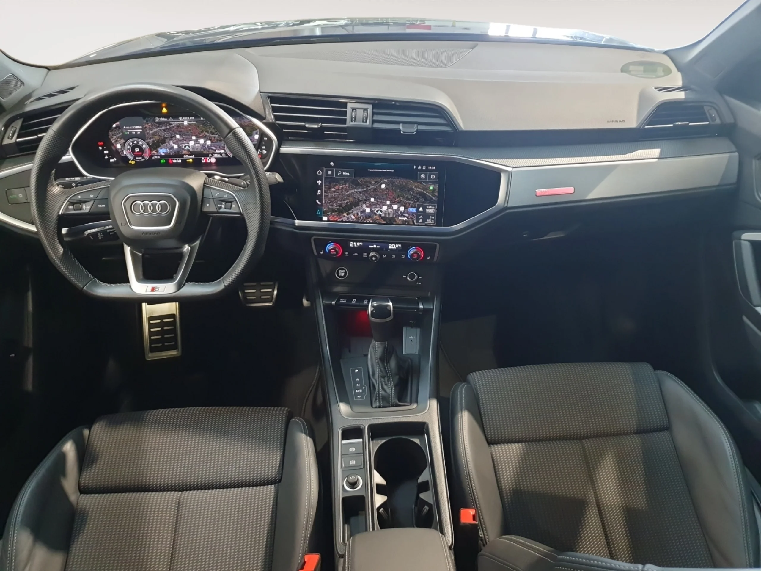 AUDI Q3 BLACK LINE 35 TFSI 110KW (150CV) S TRON - Foto 6