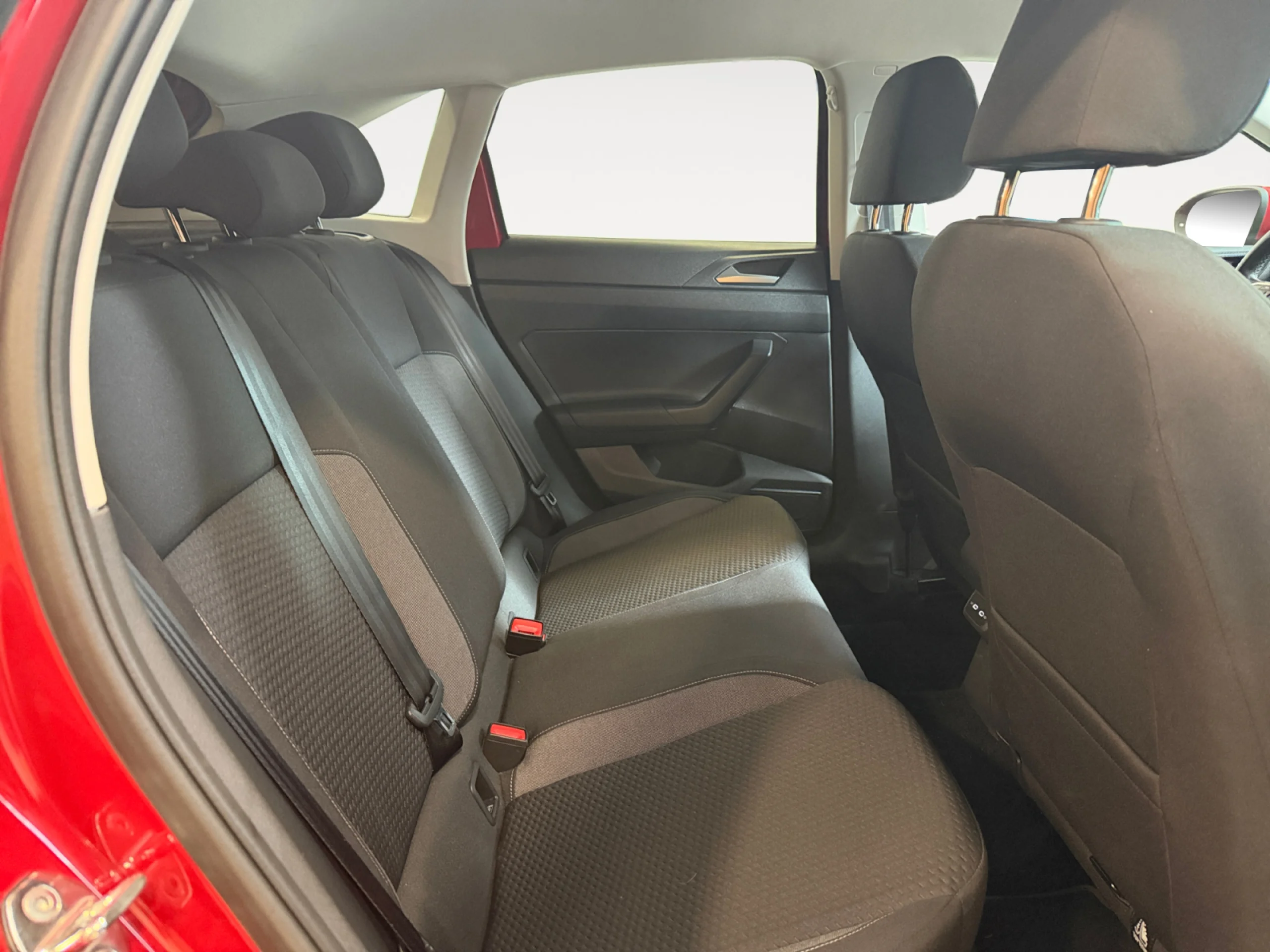 VOLKSWAGEN TAIGO LIFE 1.0 TSI 81KW (110CV) DSG - Foto 6