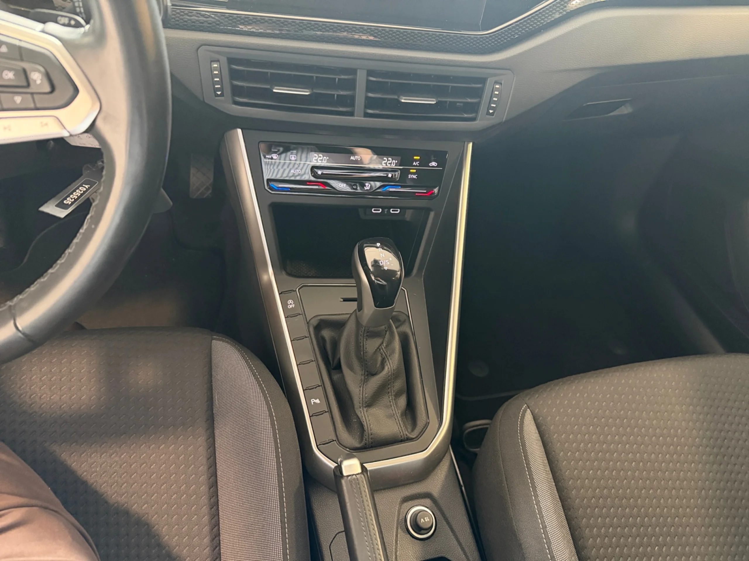 VOLKSWAGEN TAIGO LIFE 1.0 TSI 81KW (110CV) DSG - Foto 14