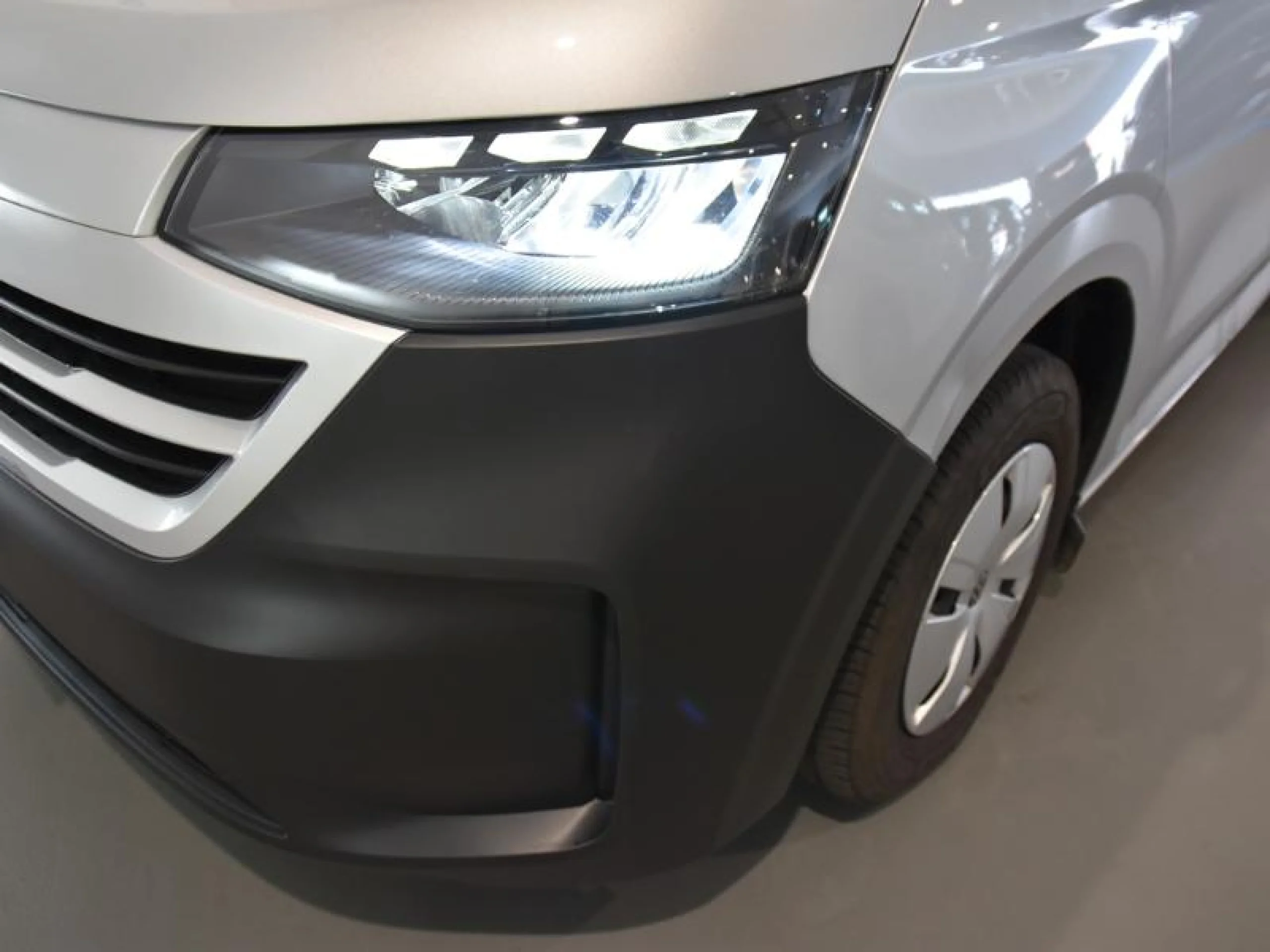 VOLKSWAGEN CARAVELLE CORTA 2.0 TDI 110 KW (150 CV) AUT 8 VEL - Foto 18