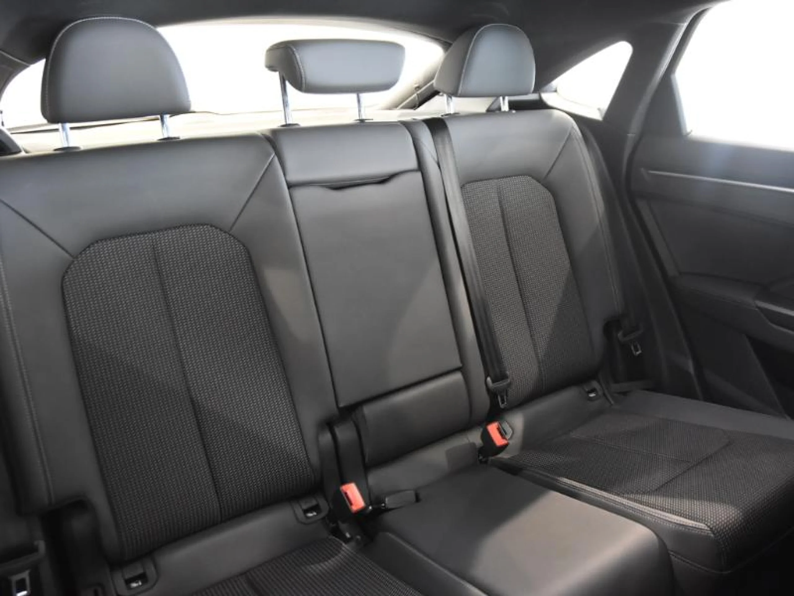 AUDI Q3 SPORTBACK S LINE 35 TDI 110KW (150CV) S TRONIC - Foto 5