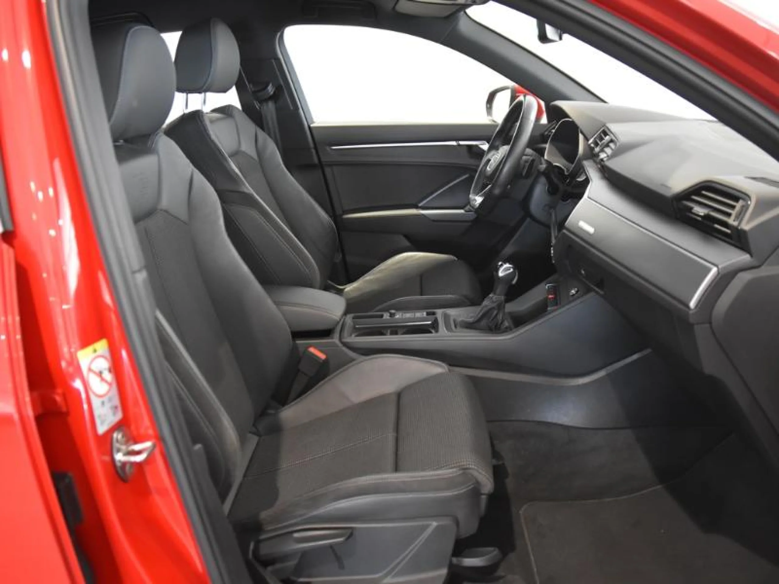 AUDI Q3 SPORTBACK S LINE 35 TDI 110KW (150CV) S TRONIC - Foto 6