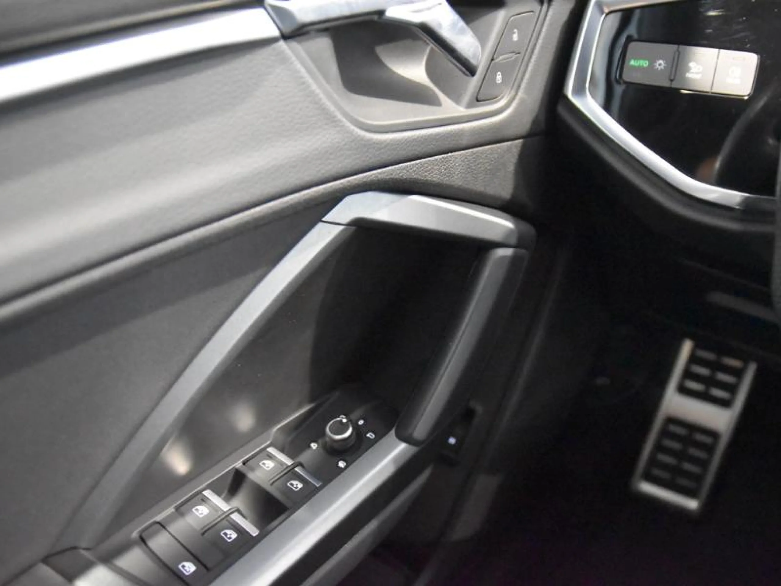 AUDI Q3 SPORTBACK S LINE 35 TDI 110KW (150CV) S TRONIC - Foto 18