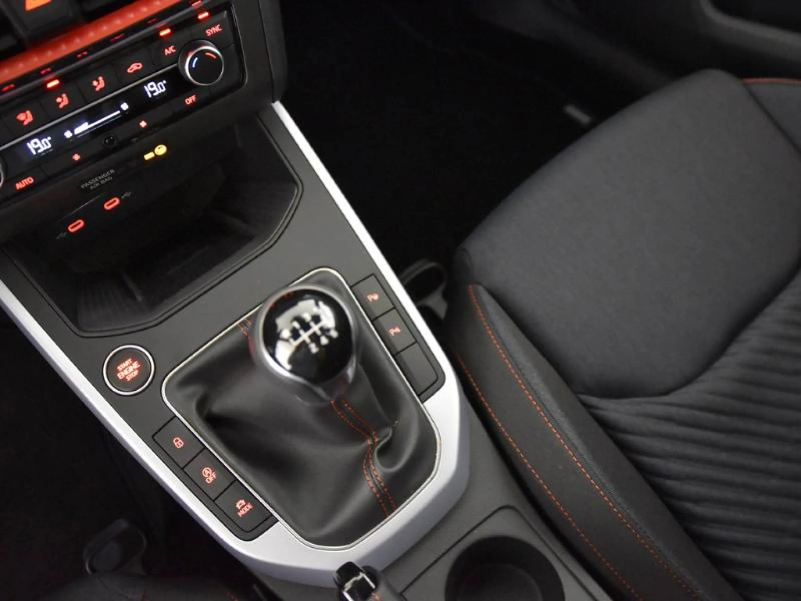 SEAT ARONA 1.0 TSI 85KW (115CV) FR SPECIAL EDITION - Foto 10