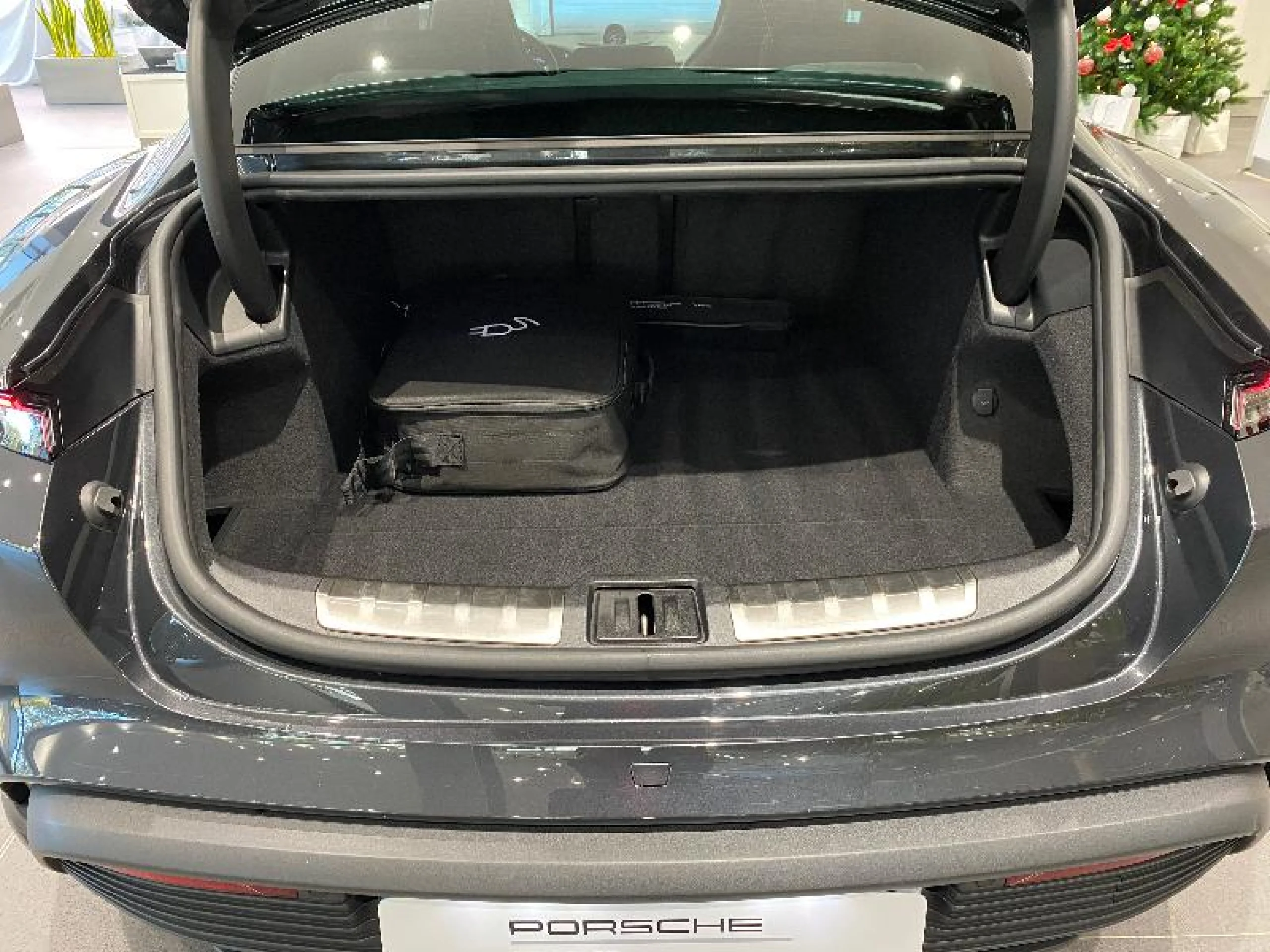 PORSCHE TAYCAN 4S - Foto 16