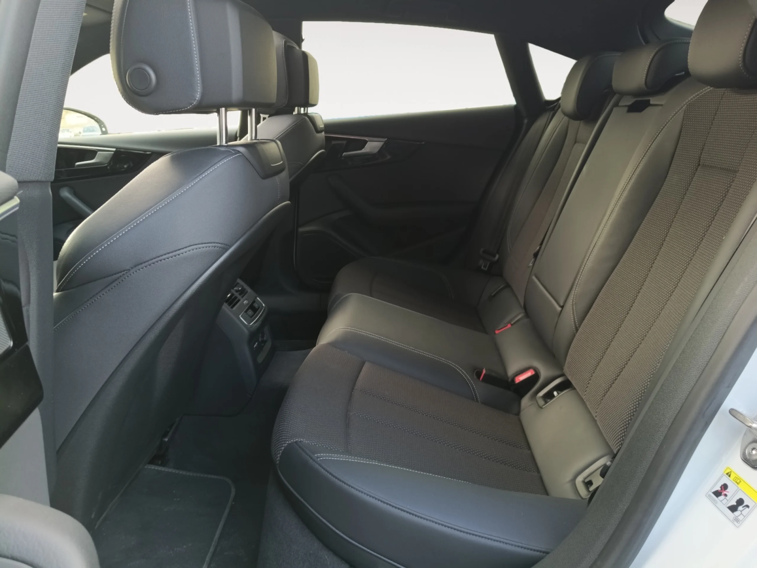 AUDI A5 S LINE 40 TDI QUATTRO S TRONIC SPORTBACK - Foto 6