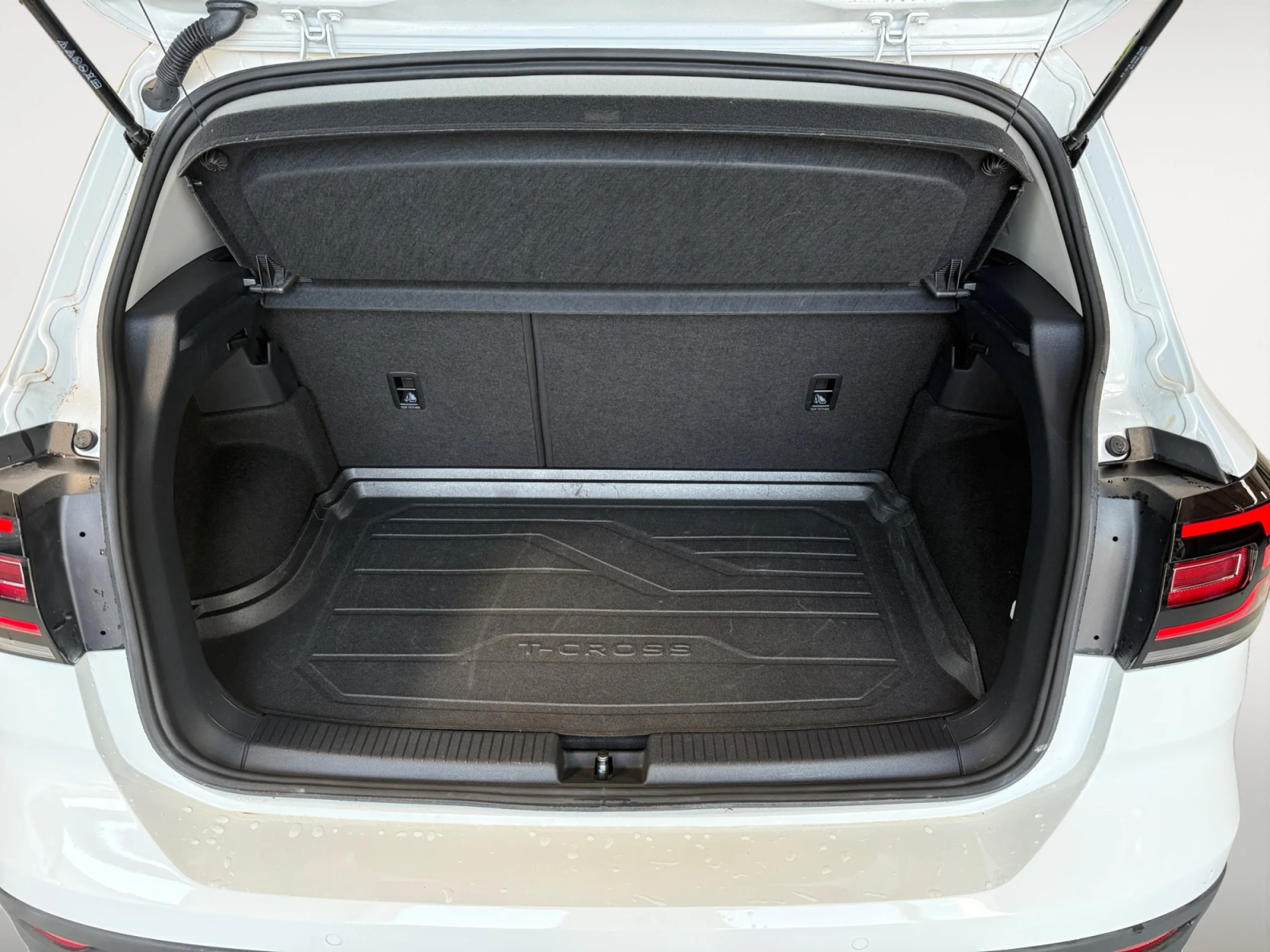 VOLKSWAGEN T CROSS ADVANCE 1.0 TSI 81KW (110CV) DSG - Foto 7
