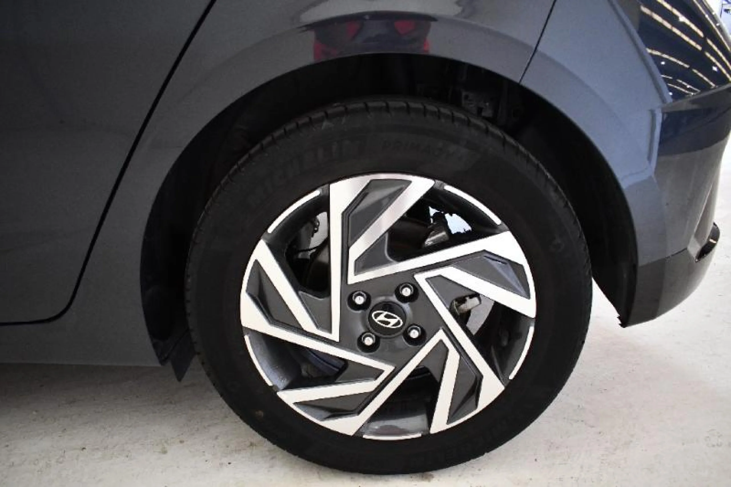 HYUNDAI I20 1.0 TGDI 48V KLASS DCT - Foto 11