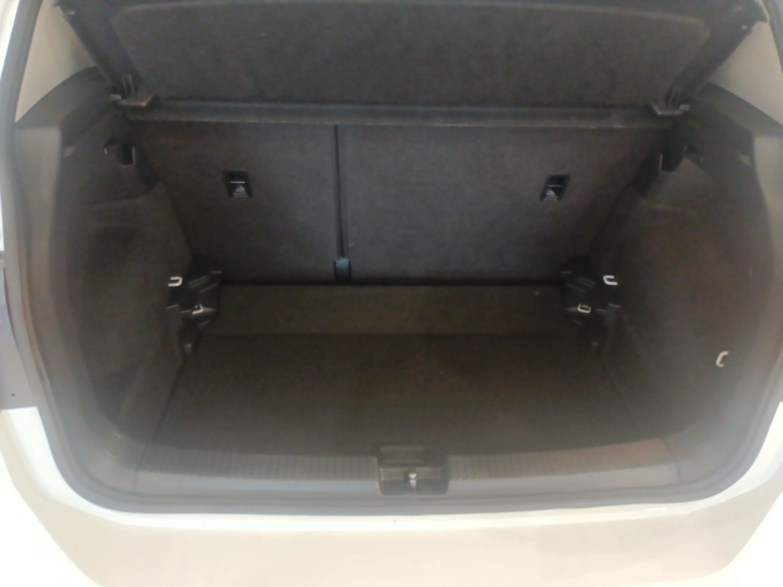 VOLKSWAGEN T CROSS SPORT 1.0 TSI 85KW (115CV) - Foto 8